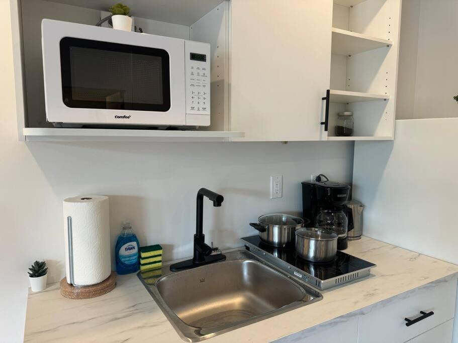 Cozy Motel Studio with kitchenette - 6