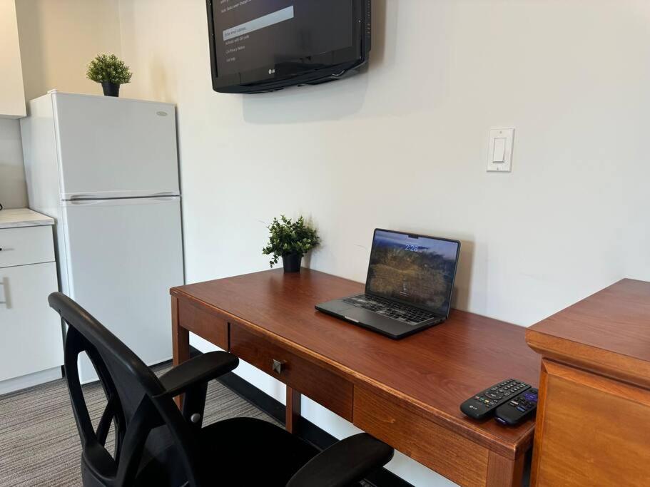 Cozy Motel Studio with kitchenette - 8