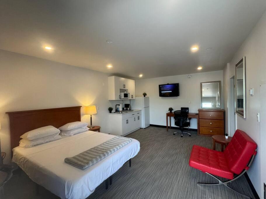 Cozy Motel Studio with kitchenette - 8