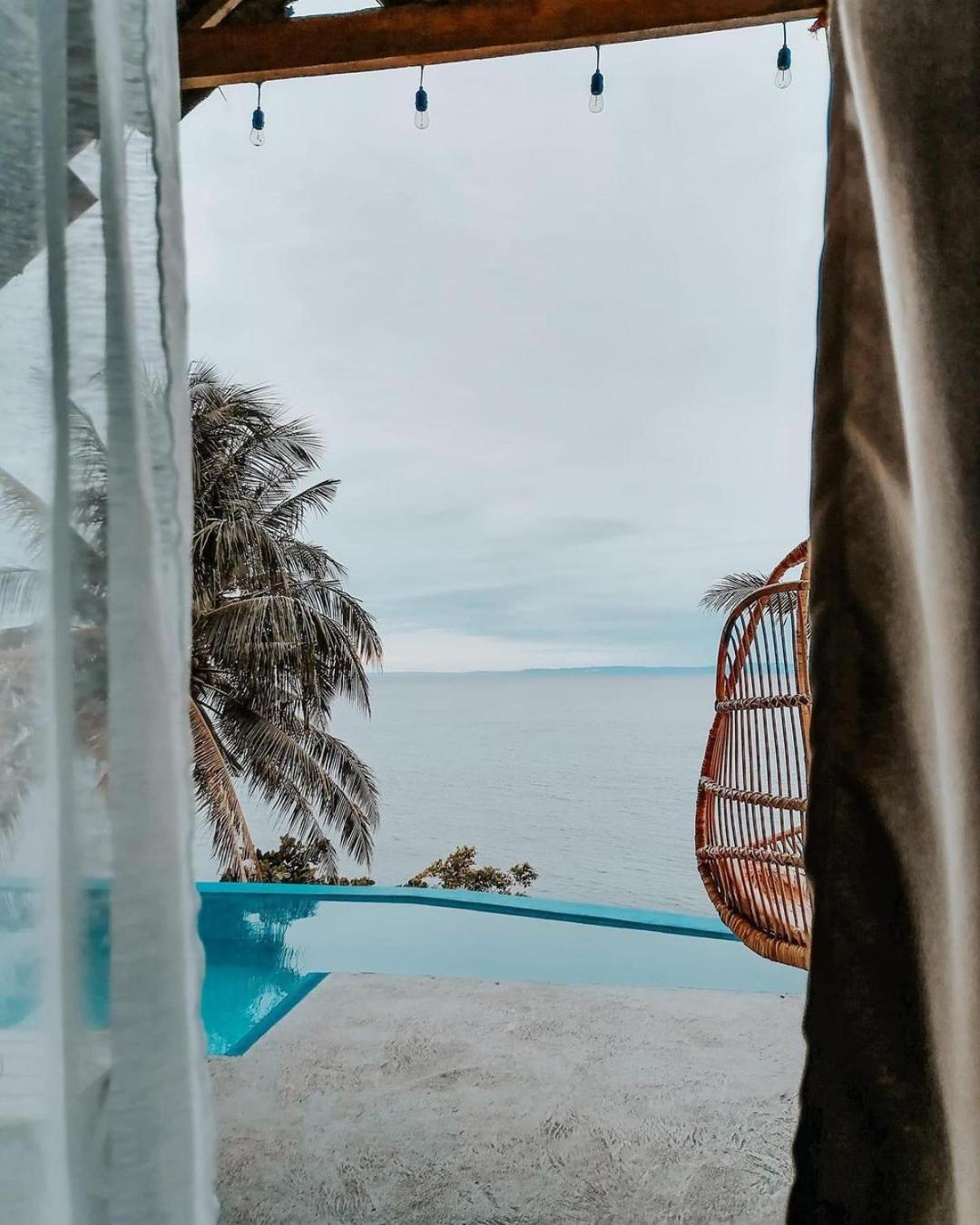 Bintana Sa Paraiso