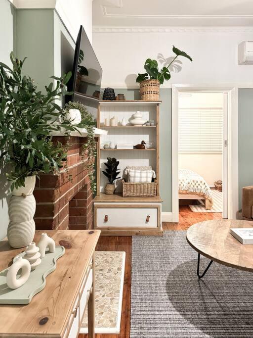 Fitzroy Olive Cottage