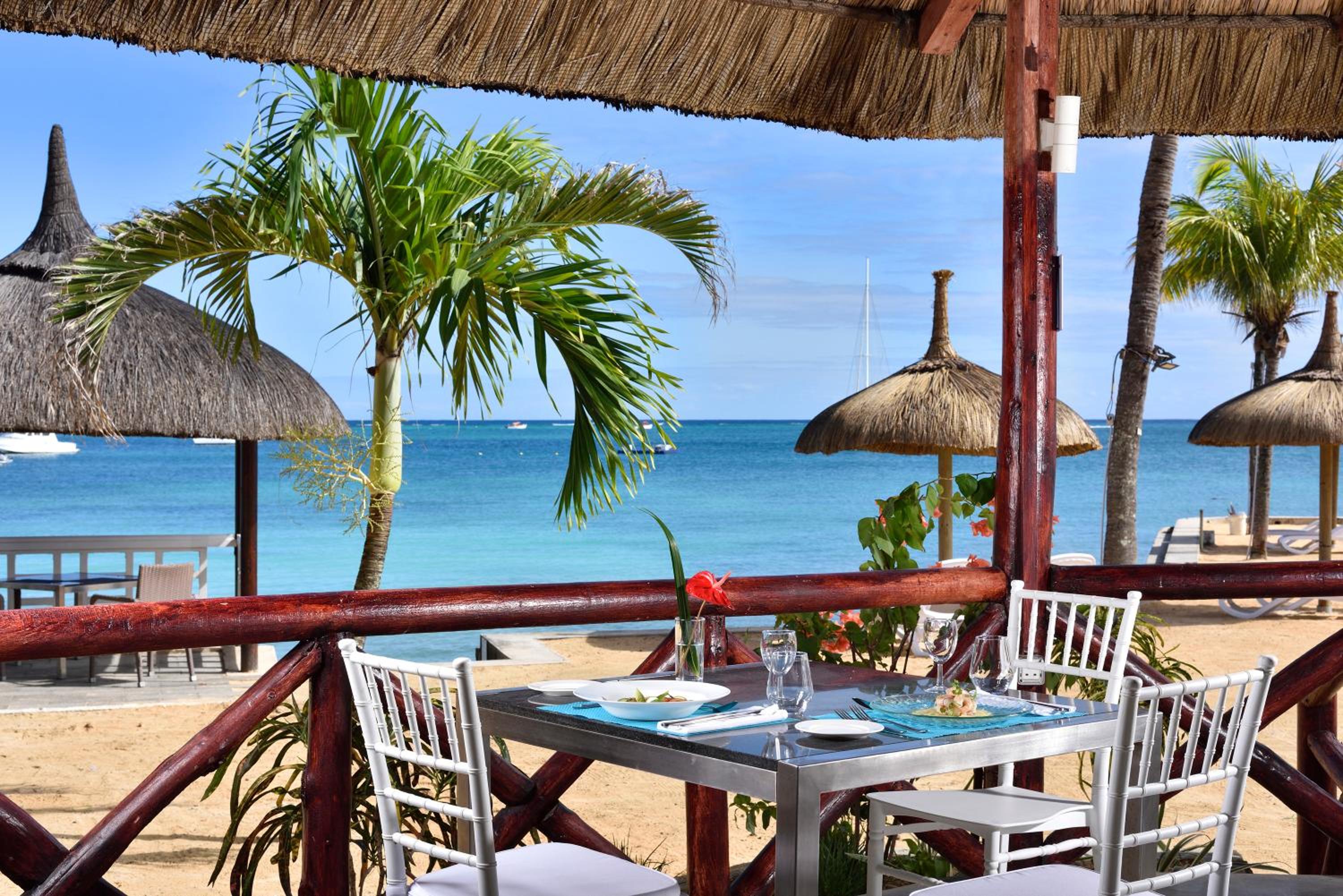 Coral Azur Beach Resort Mont Choisy