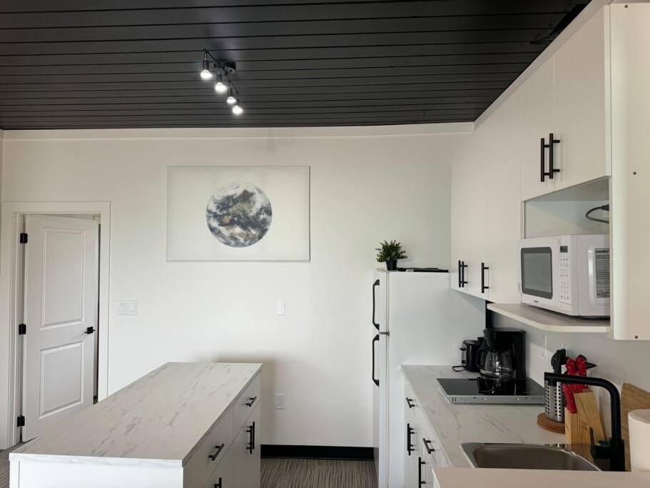 1 BD Motel Condo with kitchenette - 10