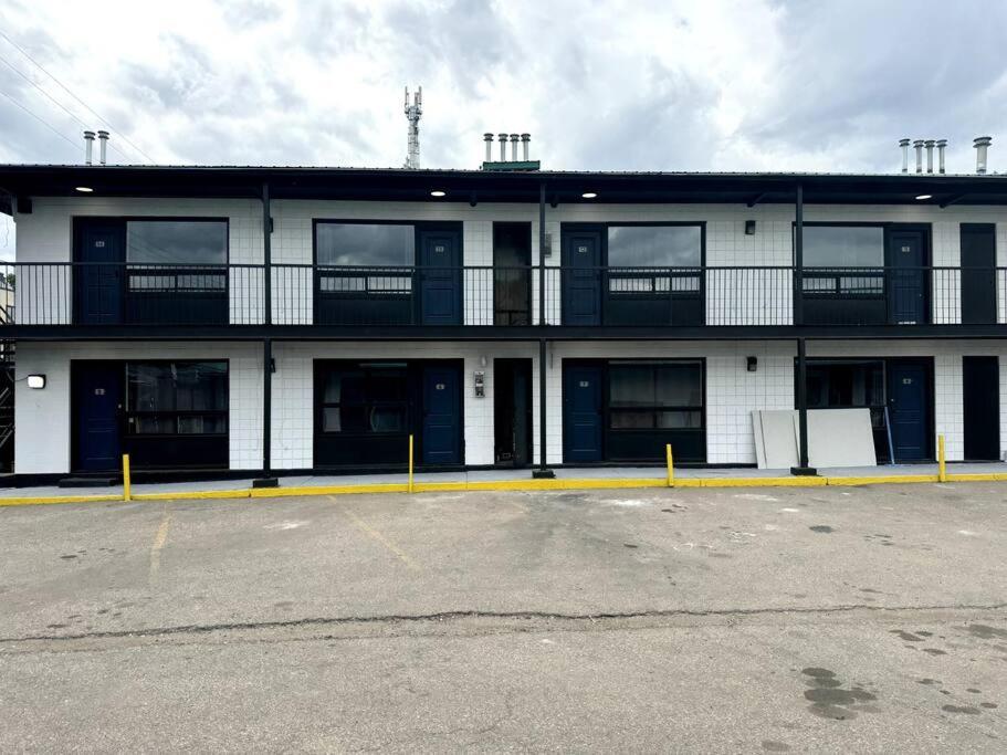 1 BD Motel Condo with kitchenette - 10