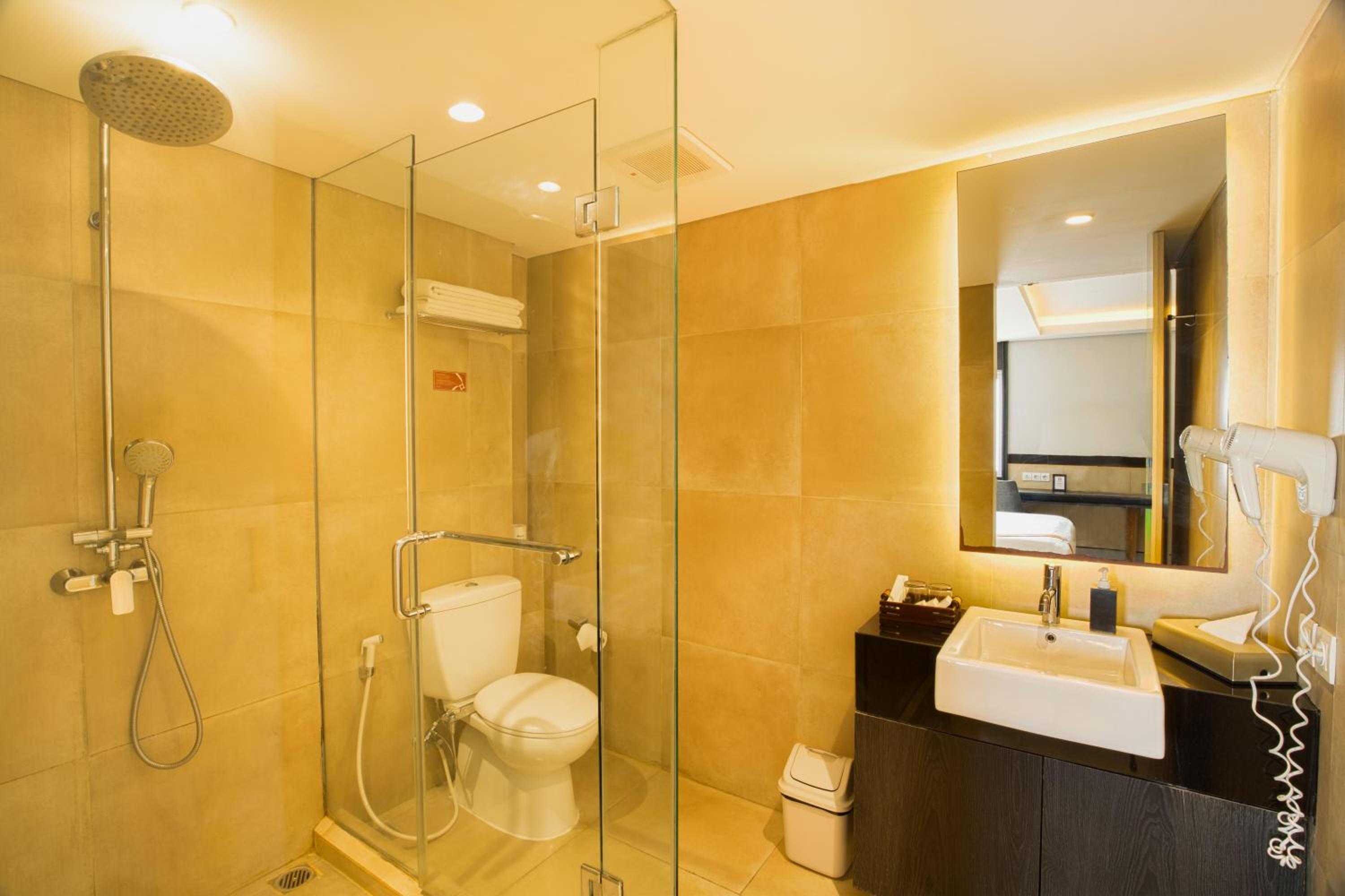 J4 Hotels Legian