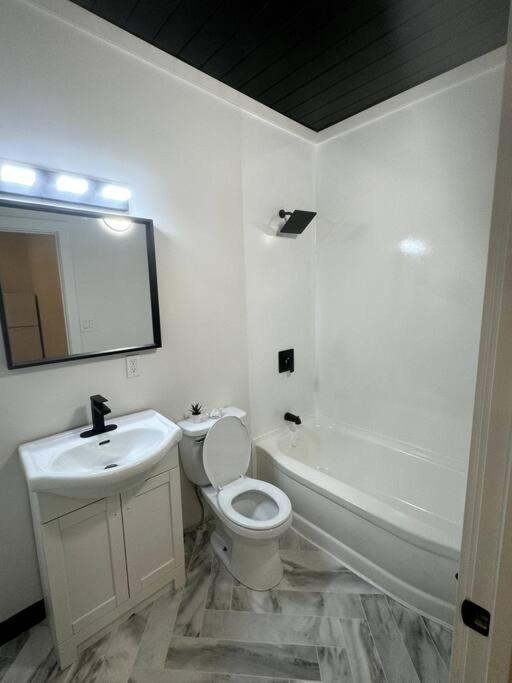 1 BD Motel Condo with kitchenette - 12