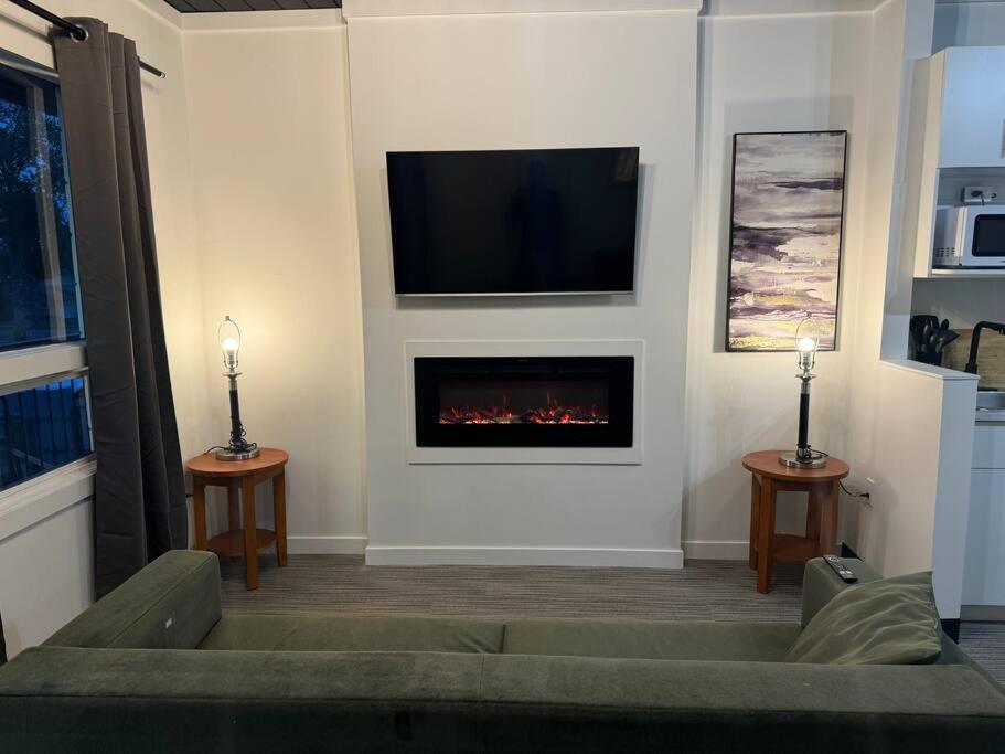1 BD Motel Condo with kitchenette - 13