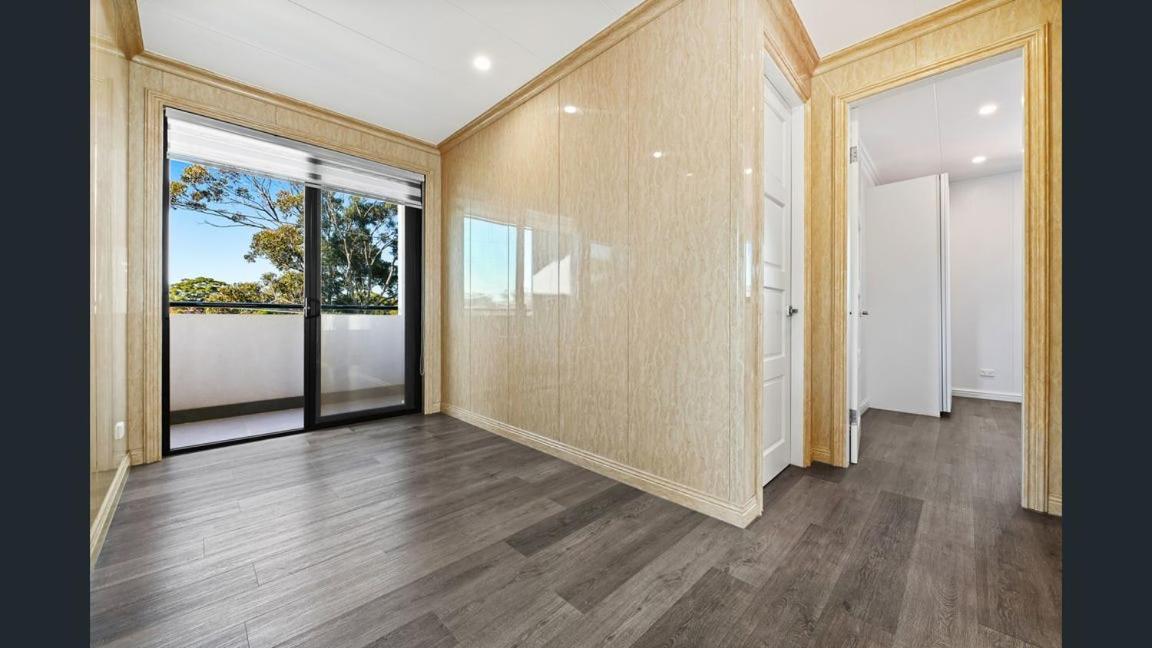 Entire house in Gymea