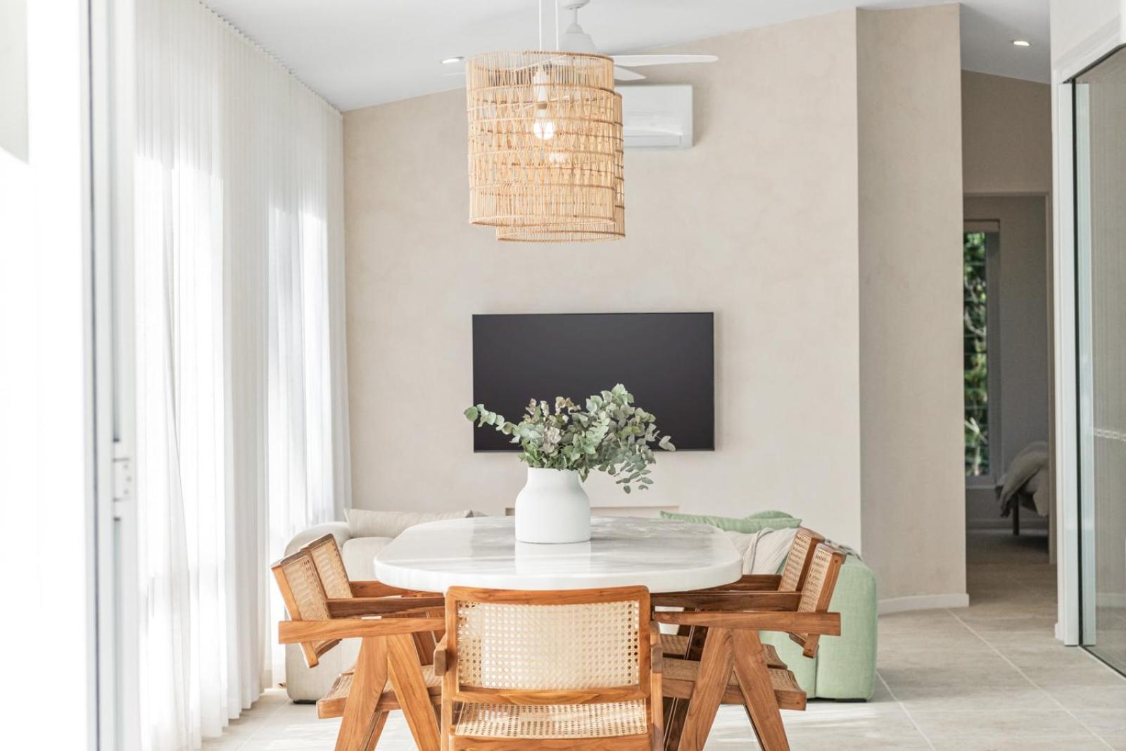 Luxurious Mediterranean-Inspired Guesthouse