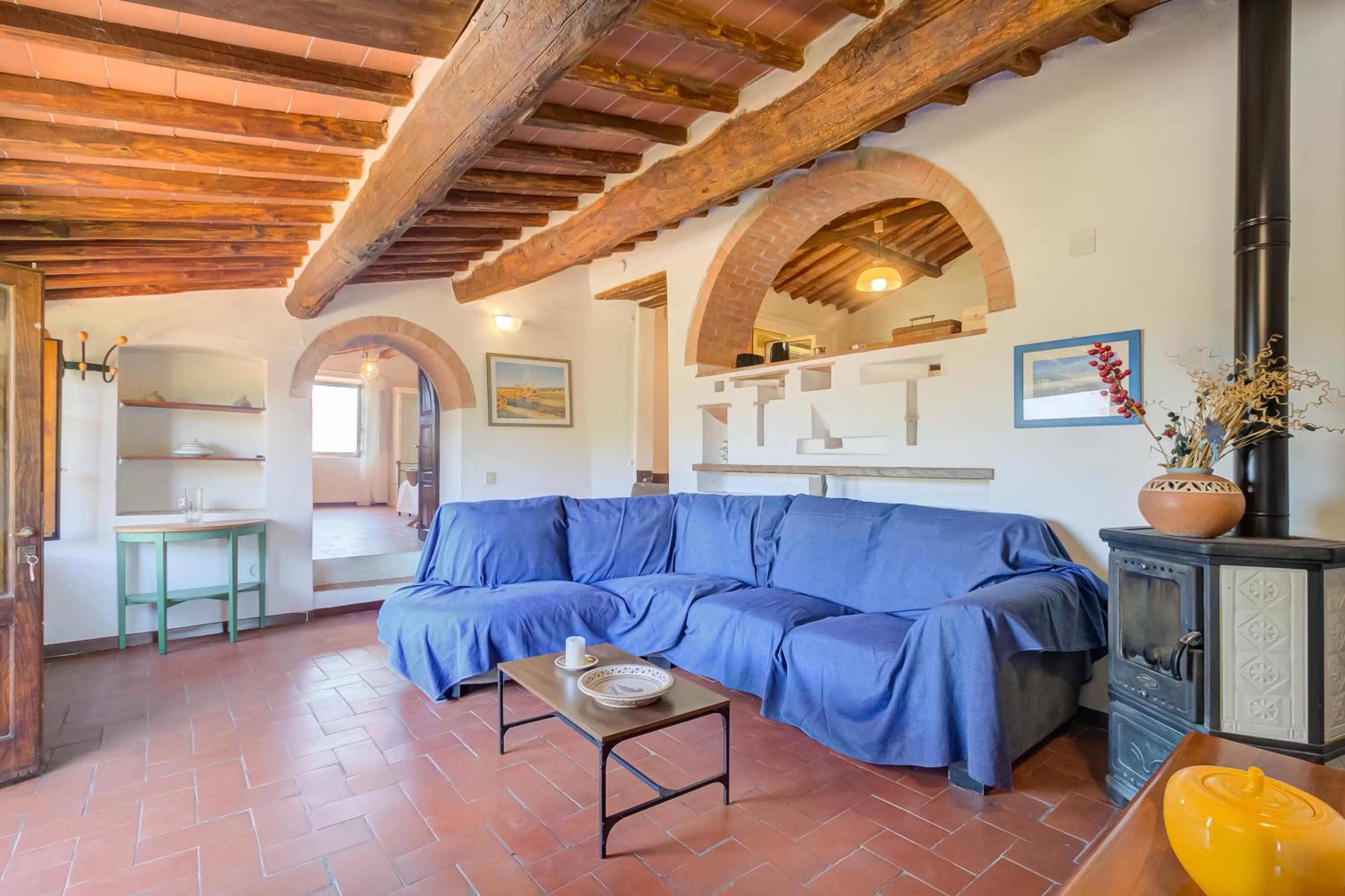 Fiore Di Mandorlo,Panoramic Chianti Hills - Happy Rentals