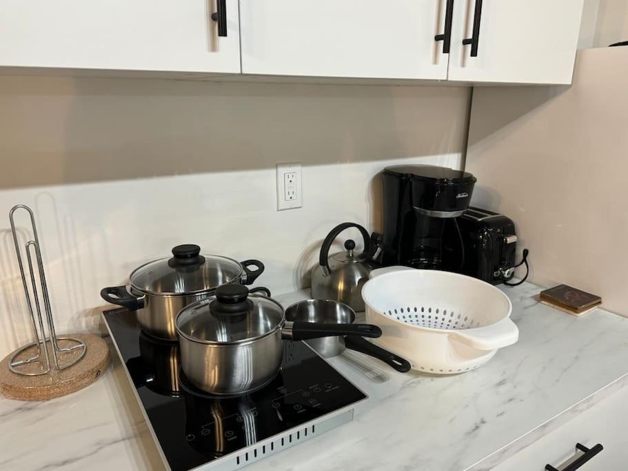 1 BD Motel Condo with kitchenette - 3