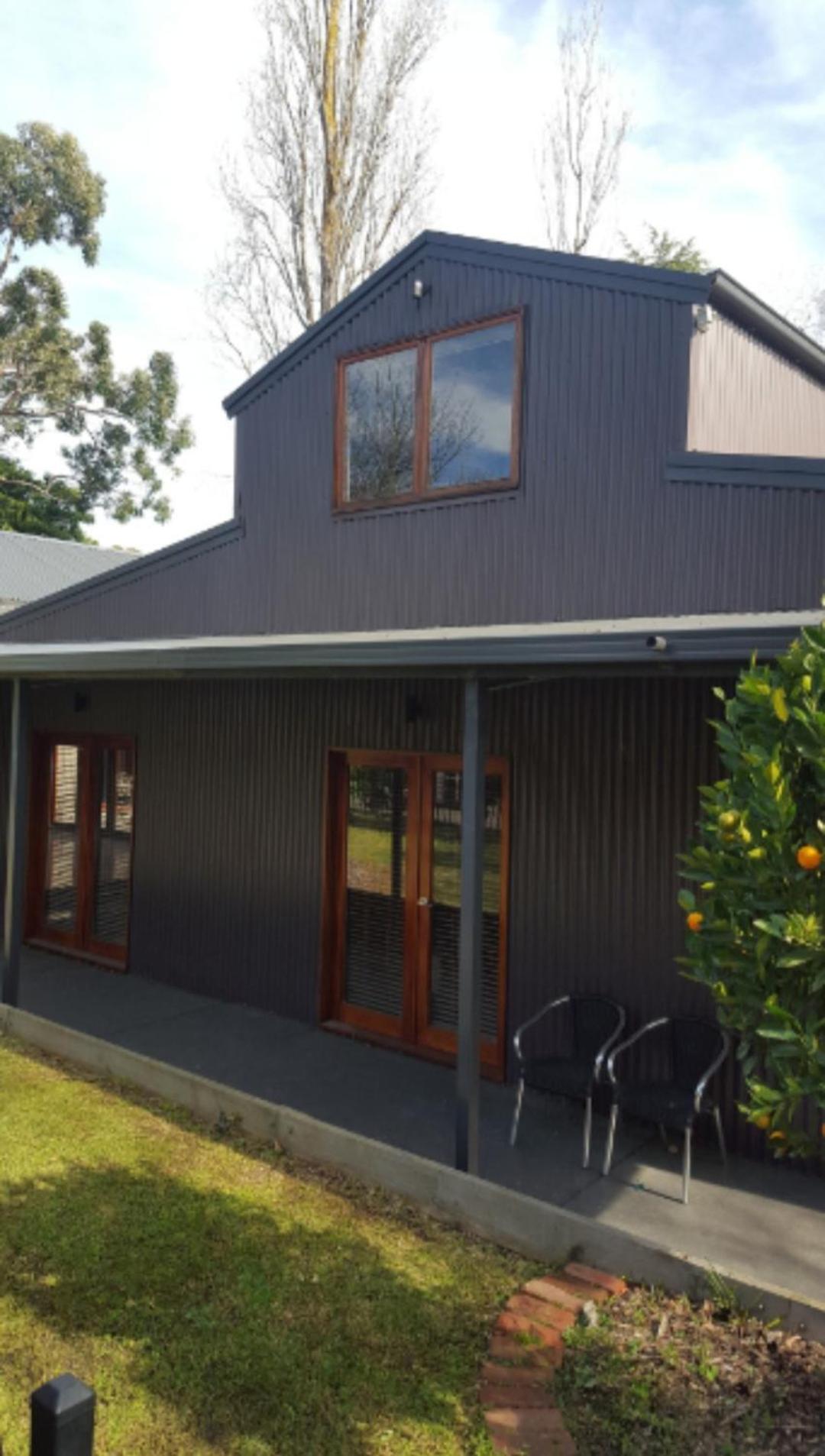 Montrose Barn House- Entire Home
