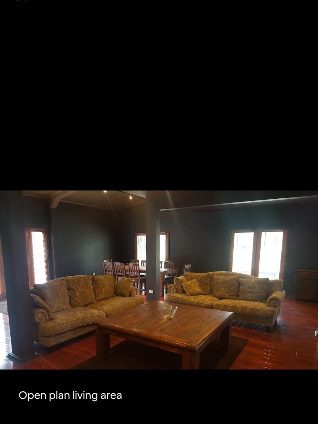 Montrose Barn House- Entire Home