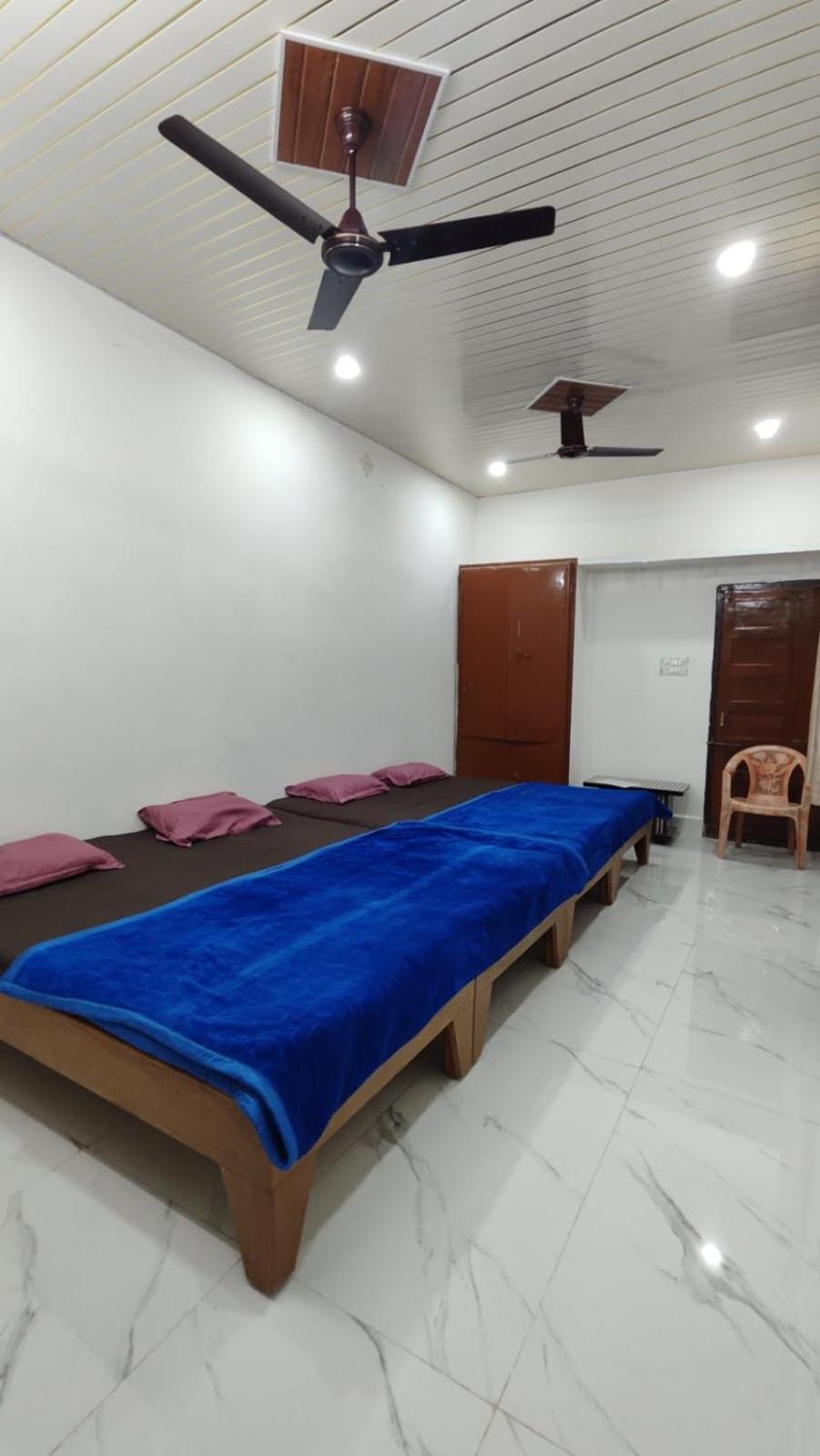 Shree Maruti Guest House view 3