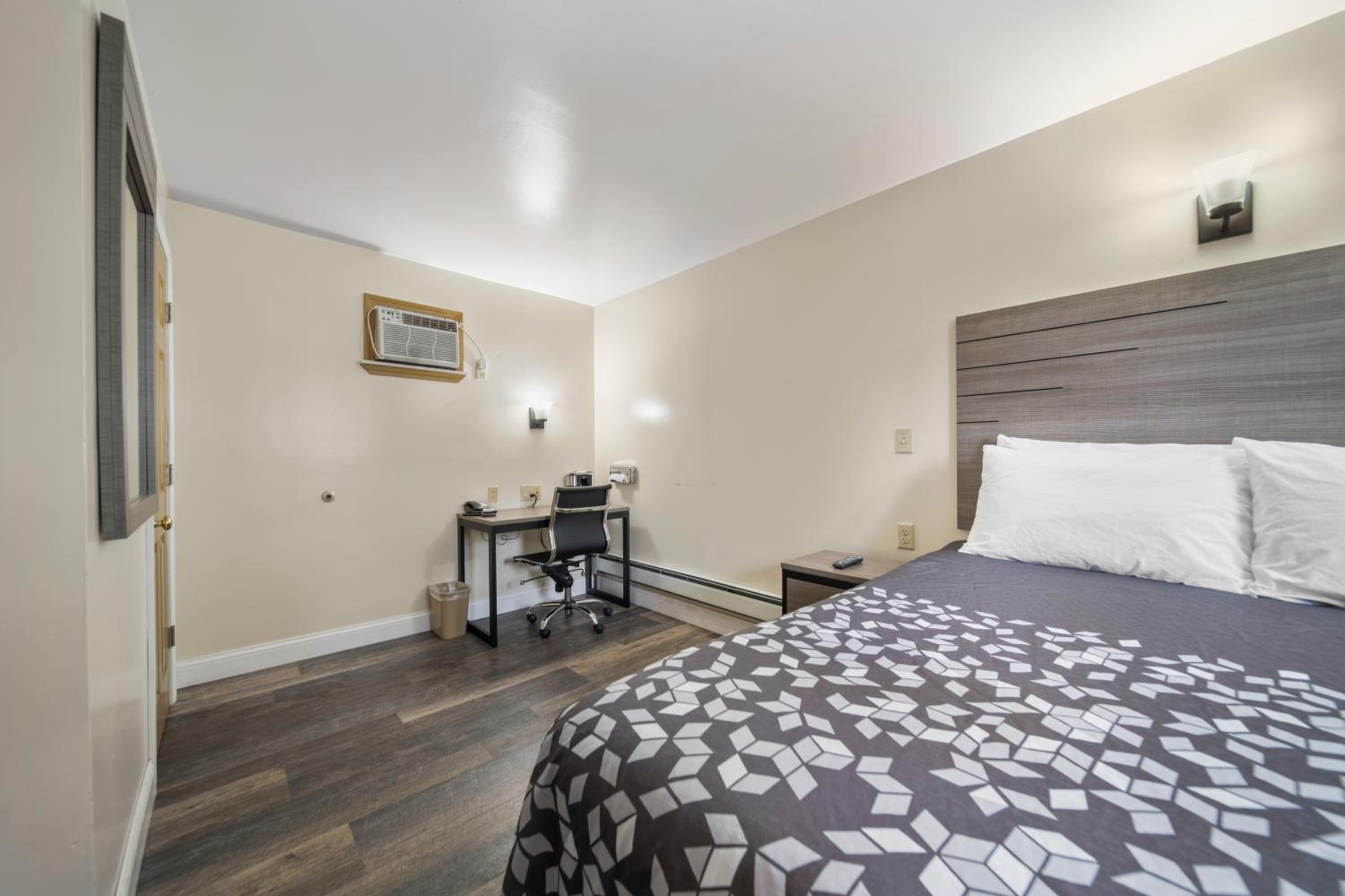 Kingsway Inn