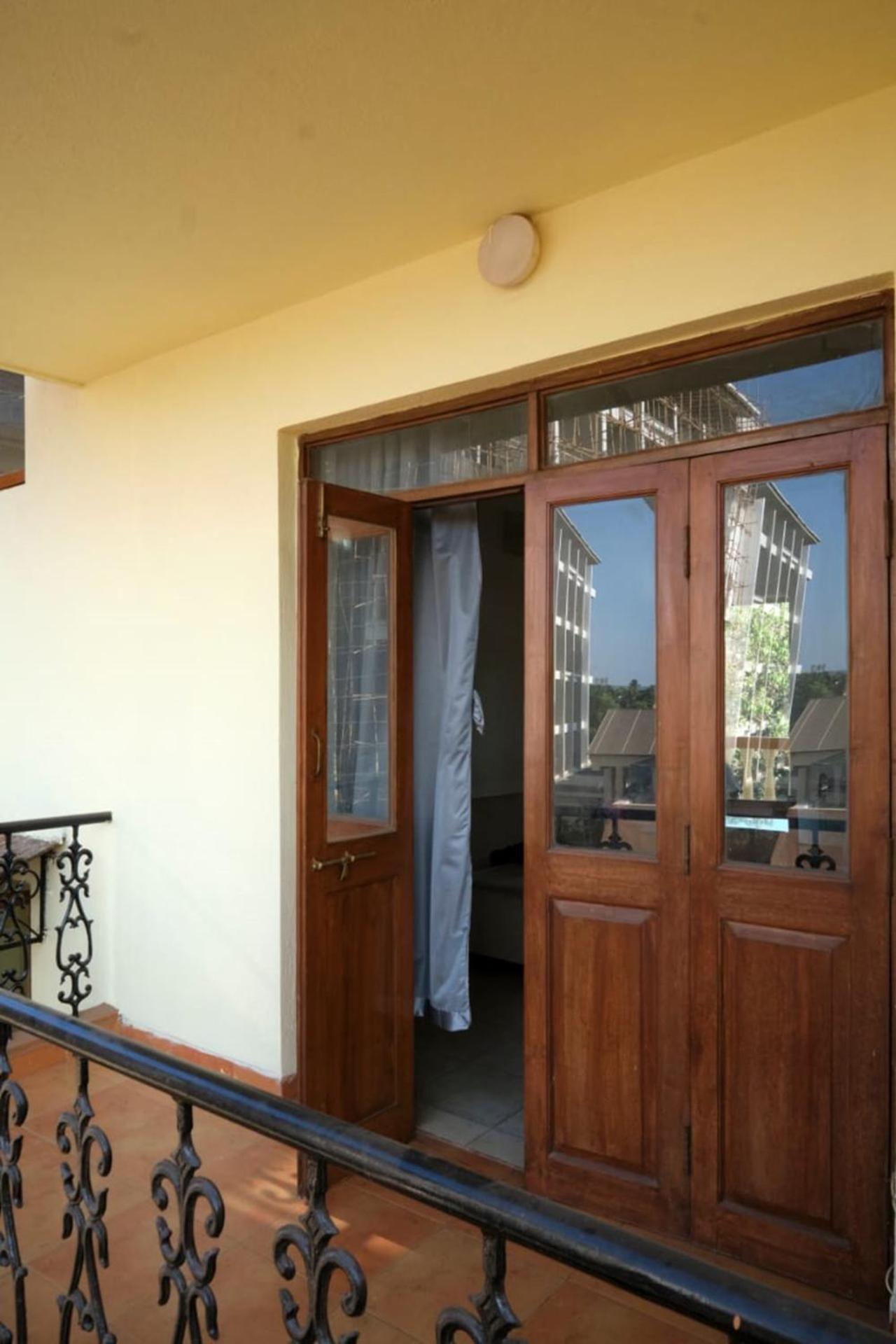 Luxury 2 BHK Apartment in Arpora - Close to Baga and Anjuna Beach, North Goa view 5