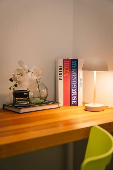 Artistic Queenslander with Park Views - 5 Bedroom - Sleep 10