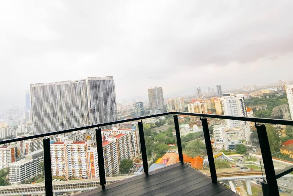 Cheras KL Premium 3B2B by Luvit Stay