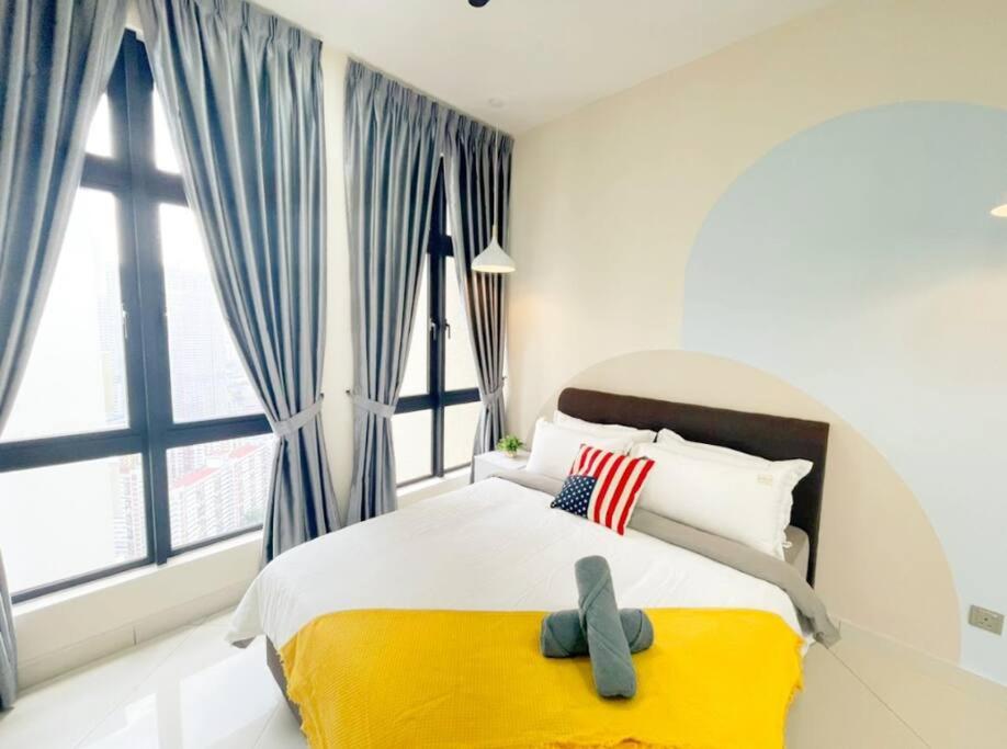 Cheras KL Premium 3B2B by Luvit Stay