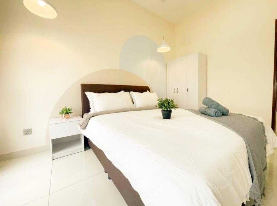 Cheras KL Premium 3B2B by Luvit Stay