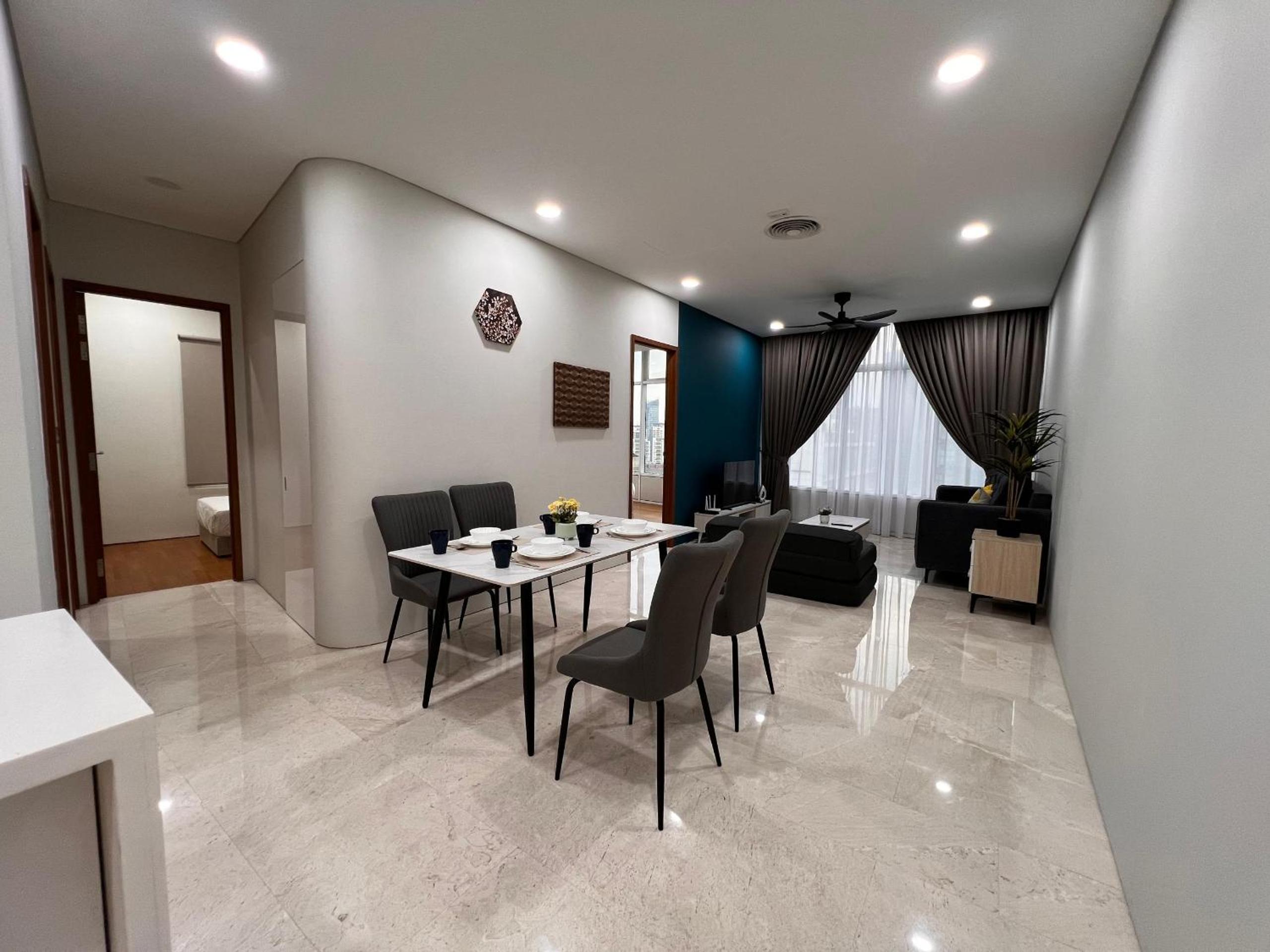 Sky Suites at KLCC by Mitstay