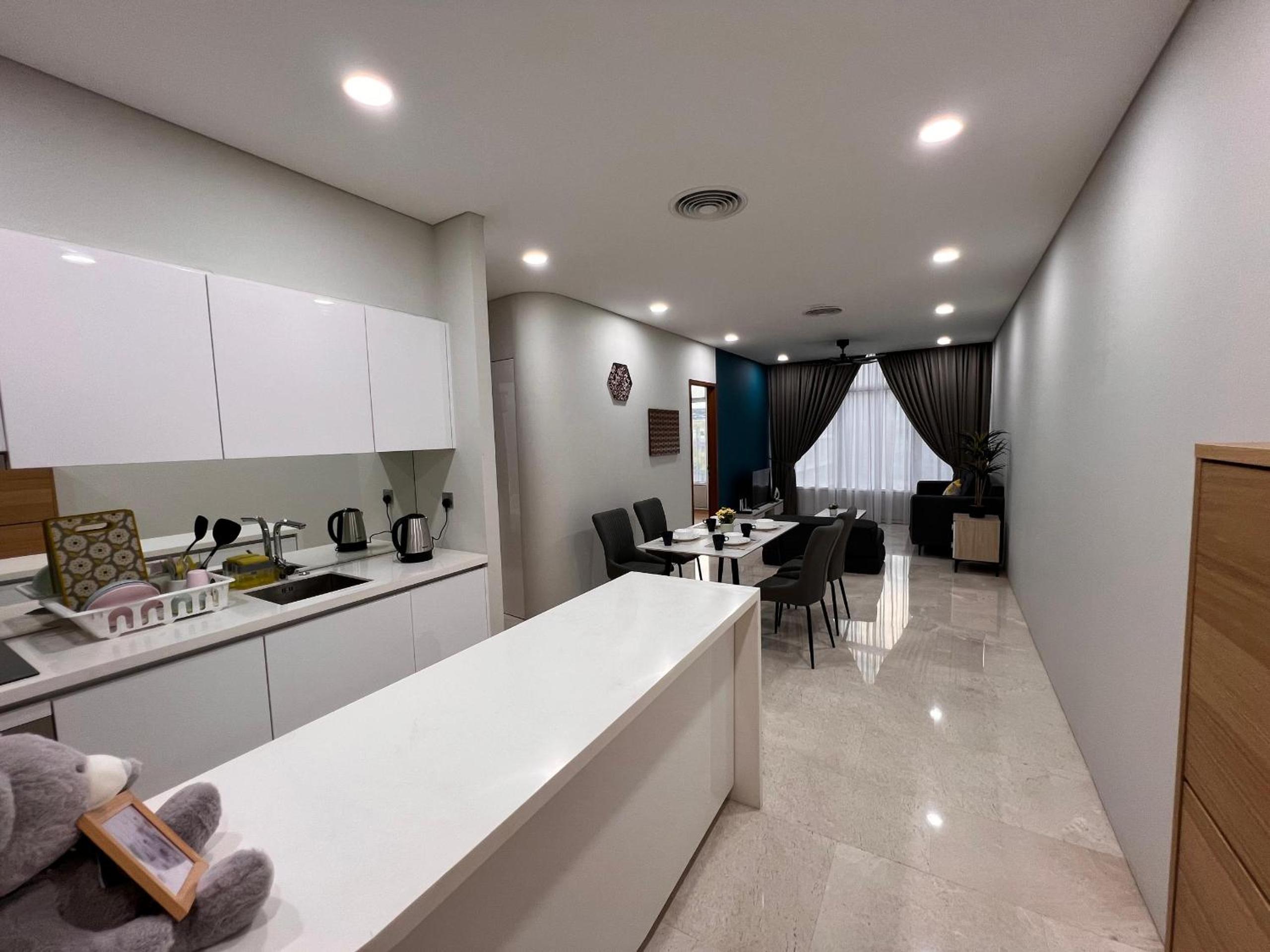 Sky Suites at KLCC by Mitstay