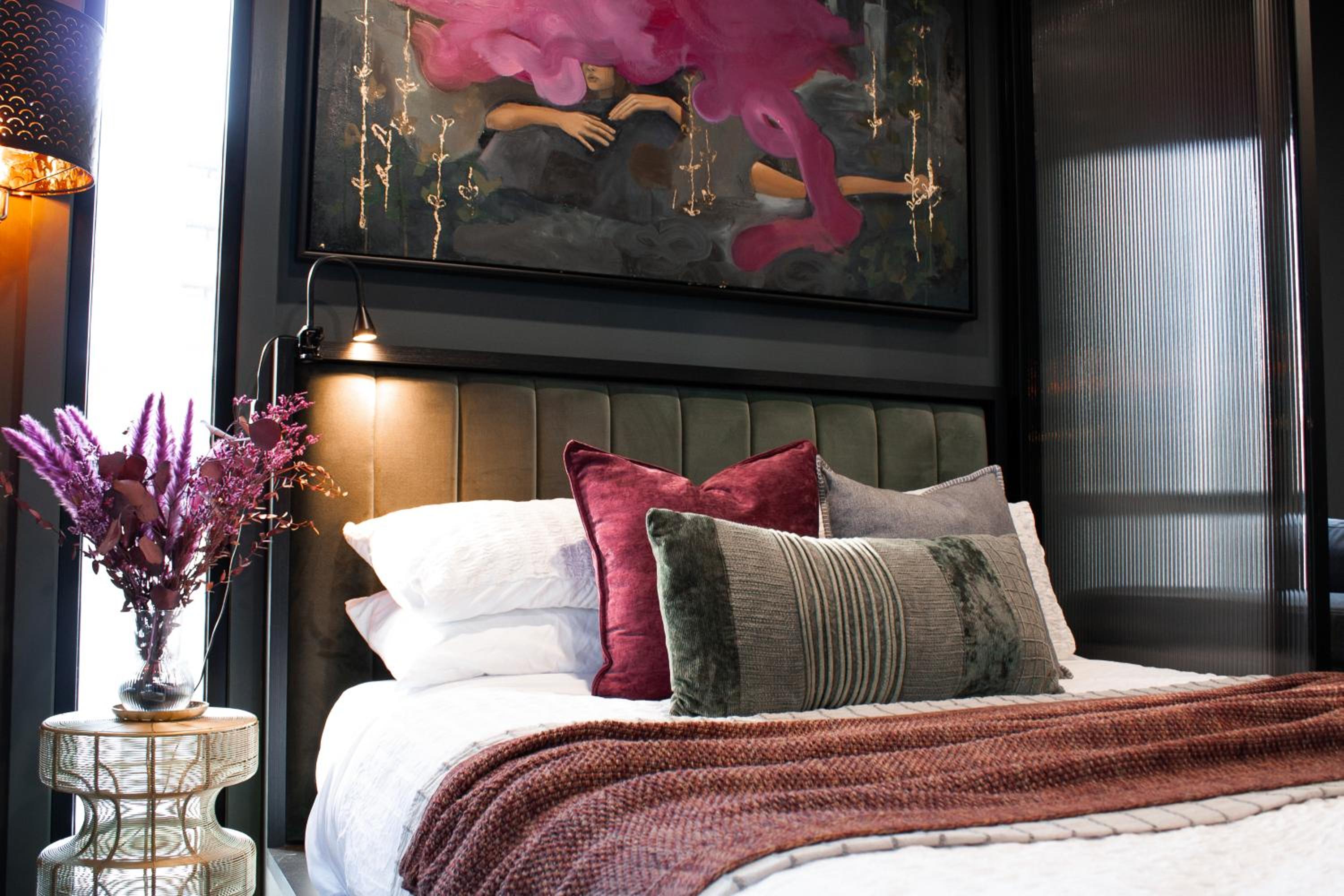 Green Rooms Braddon - Designer Micro Apartments