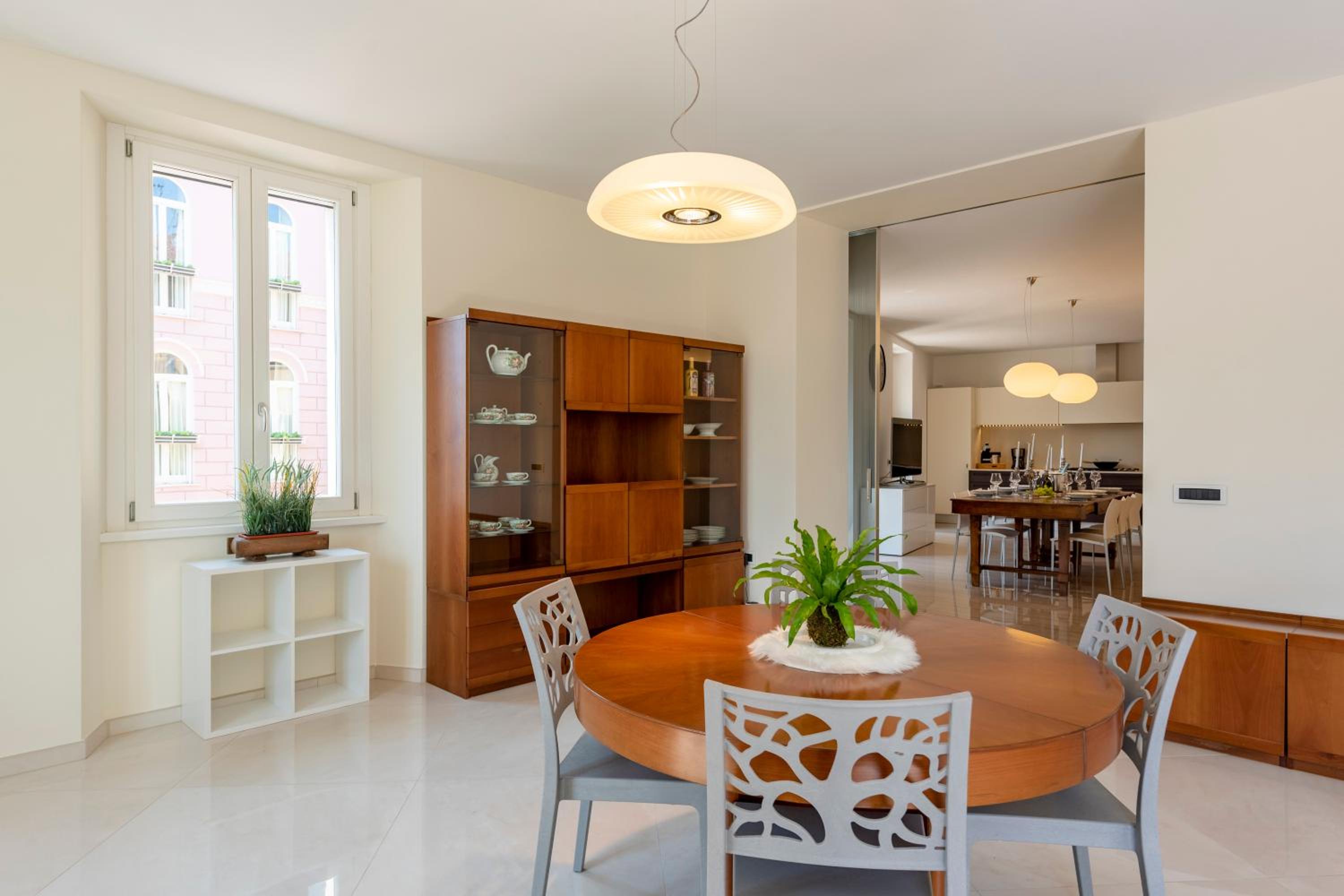 Life & View Luxury Apartment
