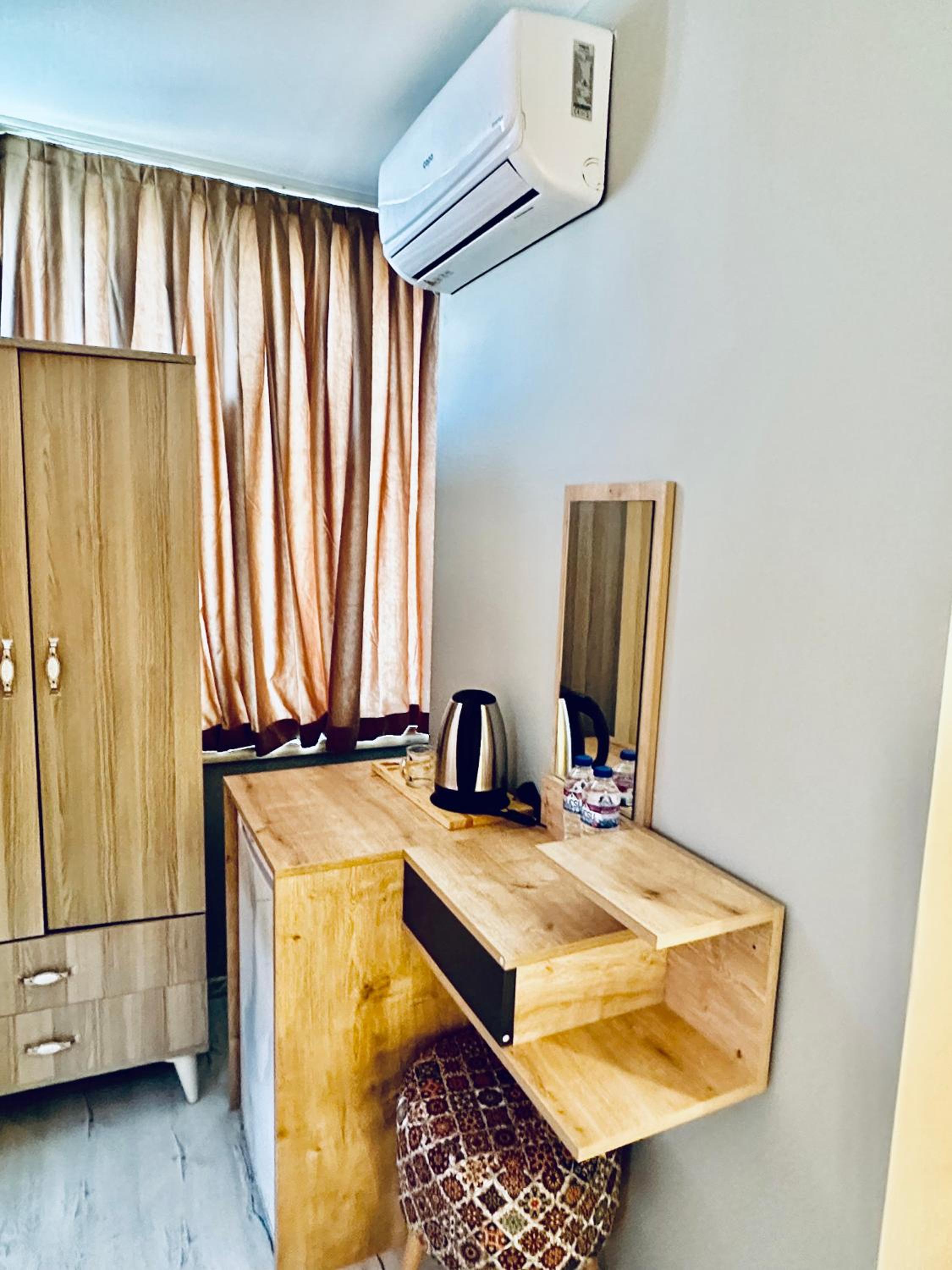 The Hera Gold Hotel - Image 10