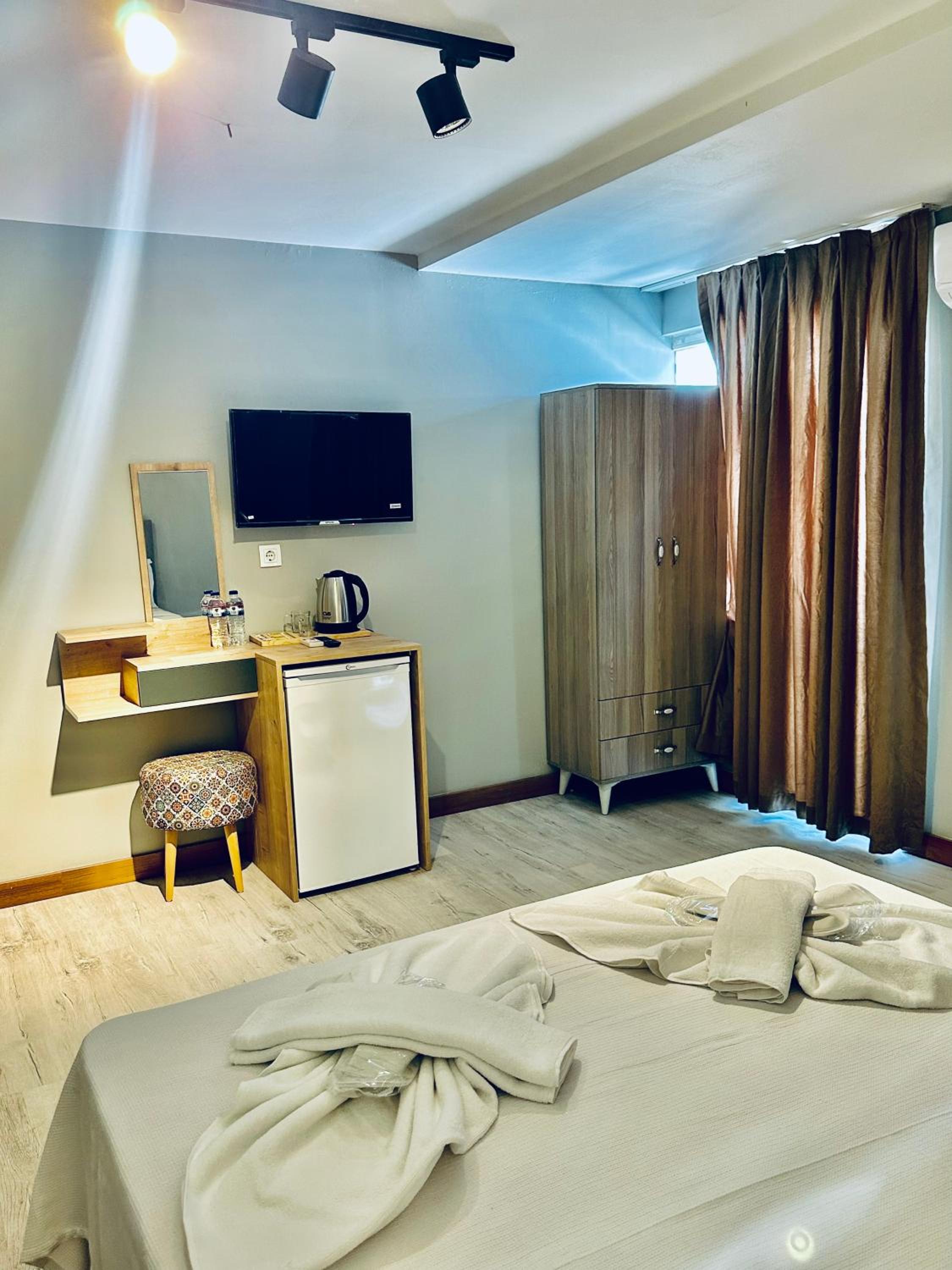 The Hera Gold Hotel - Image 17