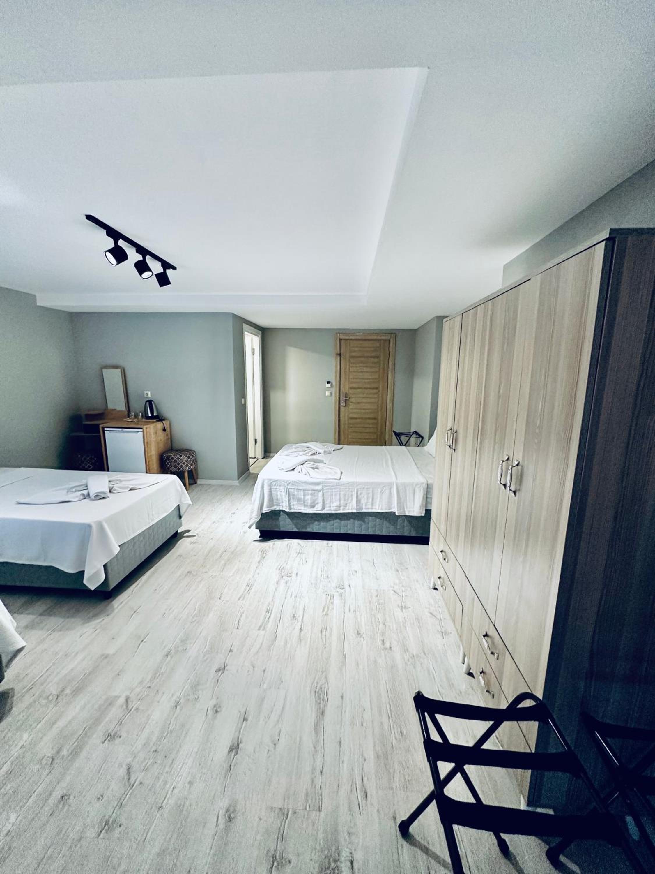 The Hera Gold Hotel - Image 26