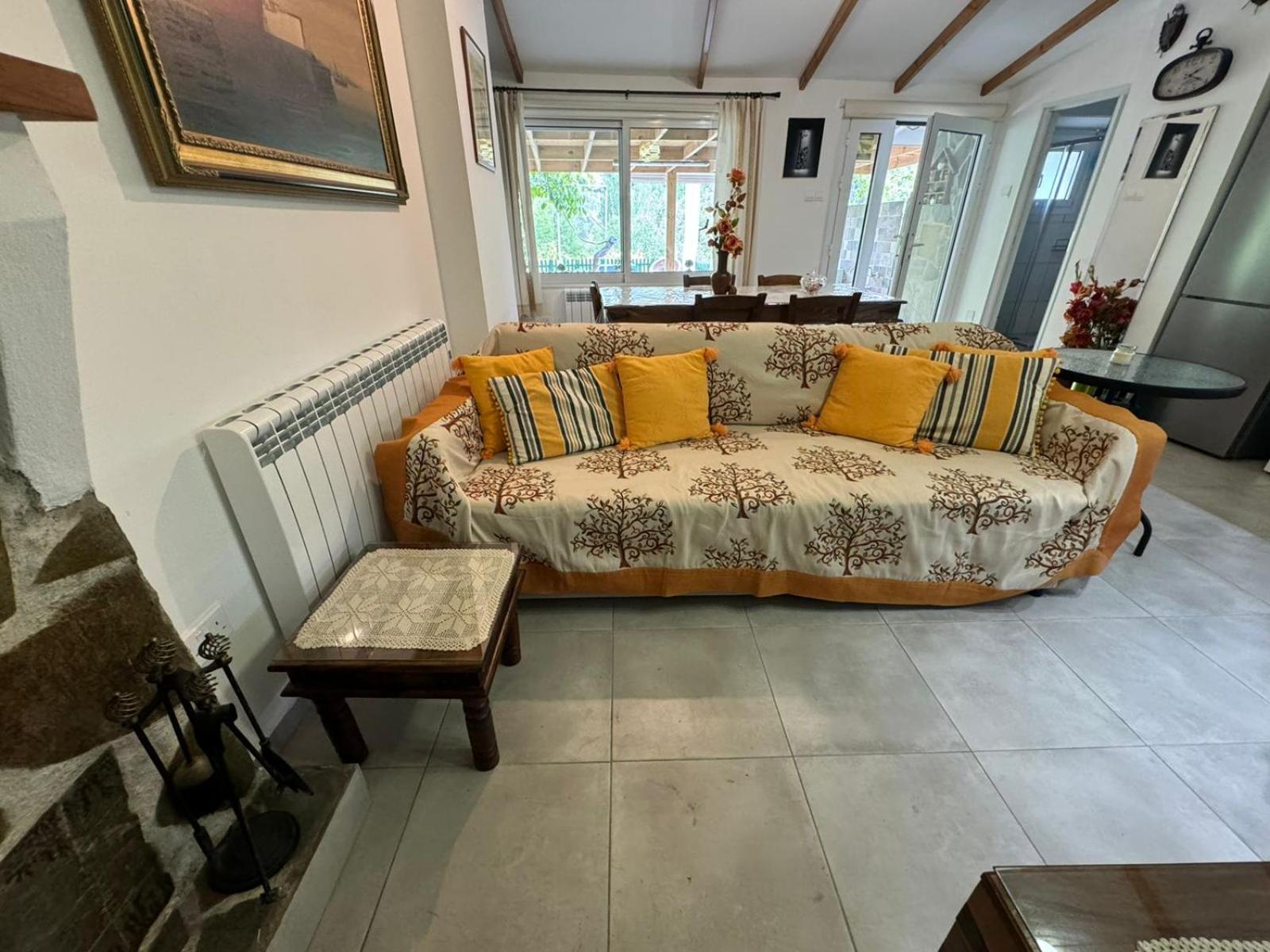 Maria's Paliomylos House