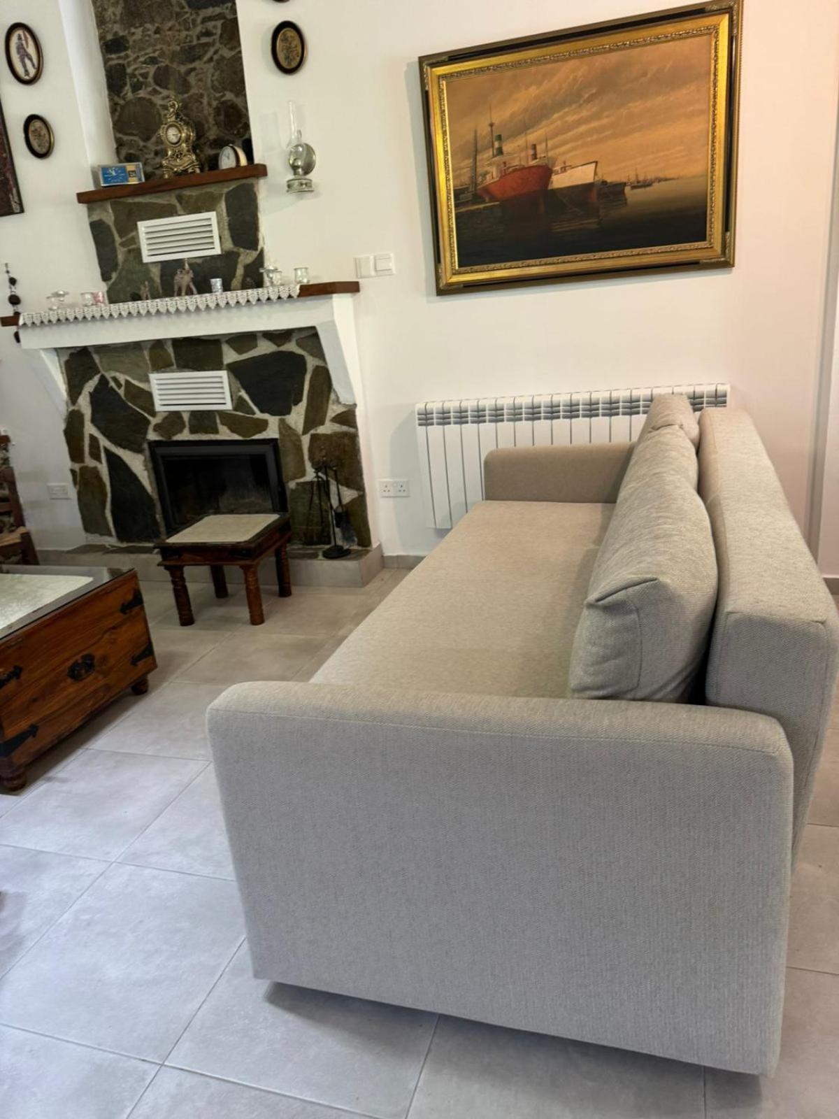 Maria's Paliomylos House