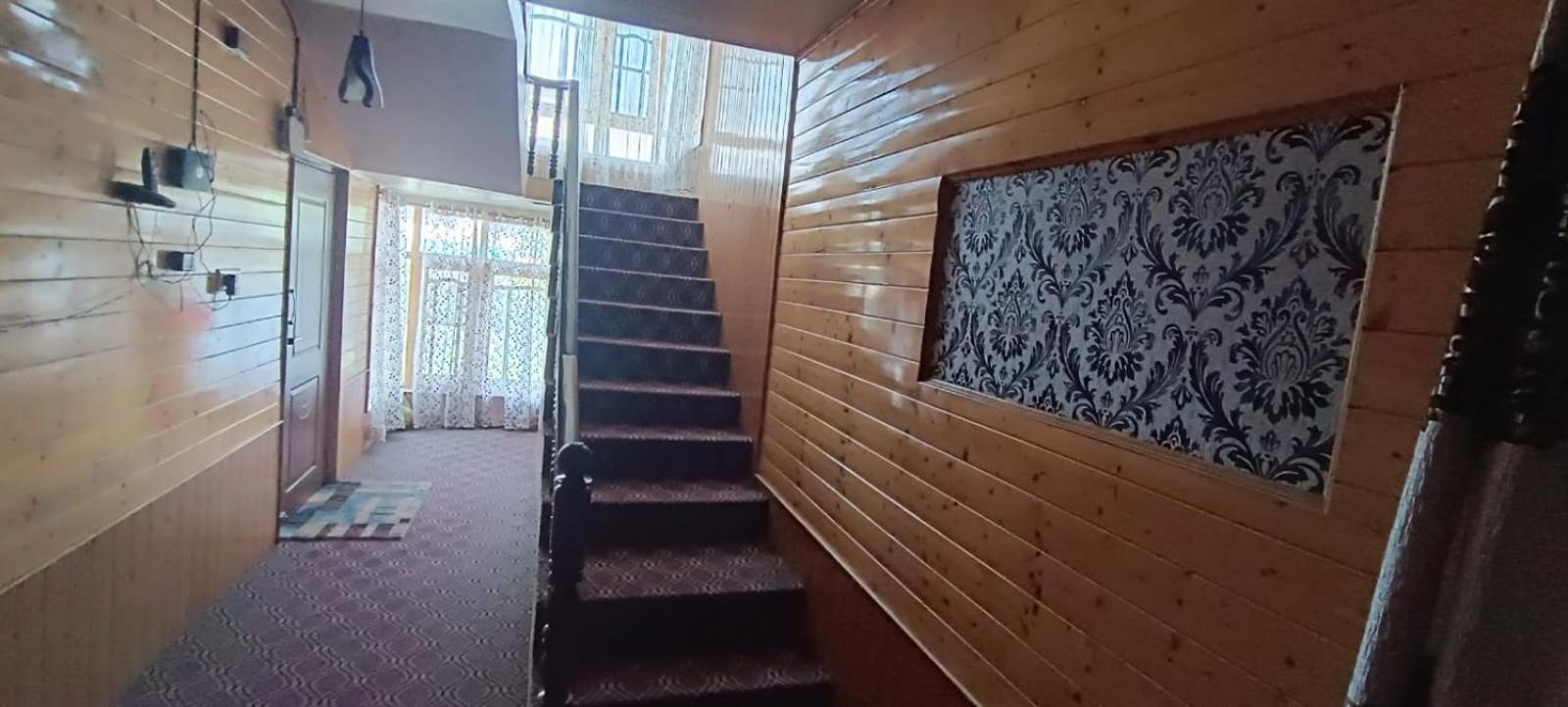 Sara inn view 4