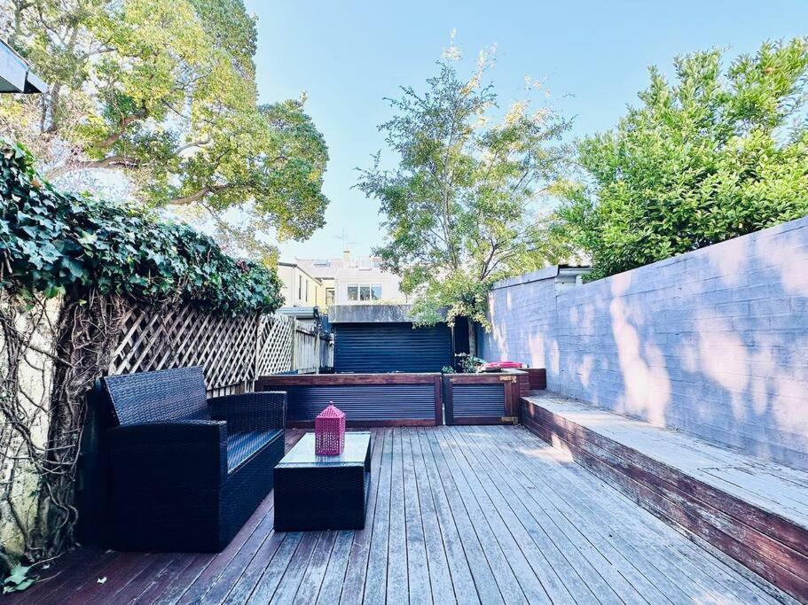 Ivy Haven with City View Loft