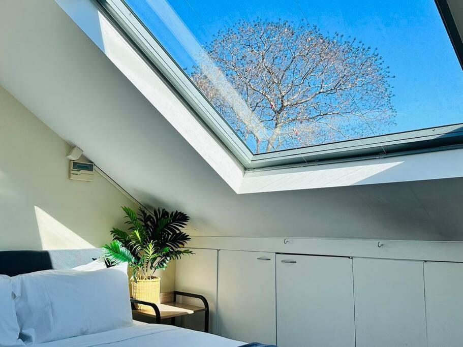 Ivy Haven with City View Loft