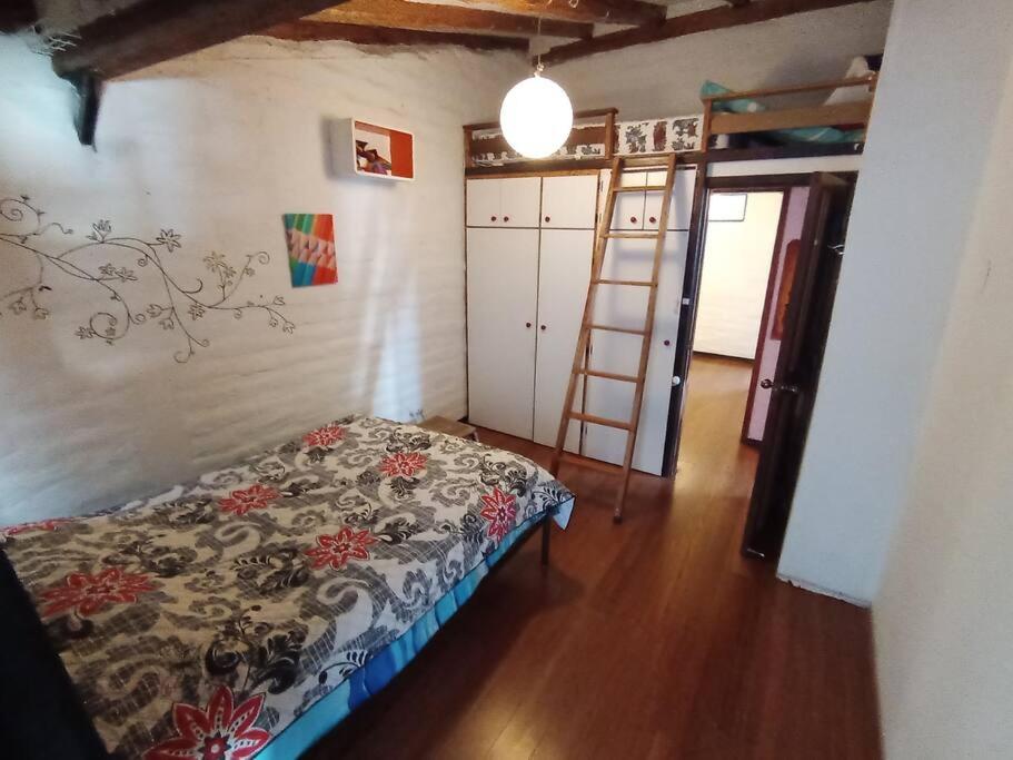 Bellavista Hideaway Cozy Retreat with Scenic Views
