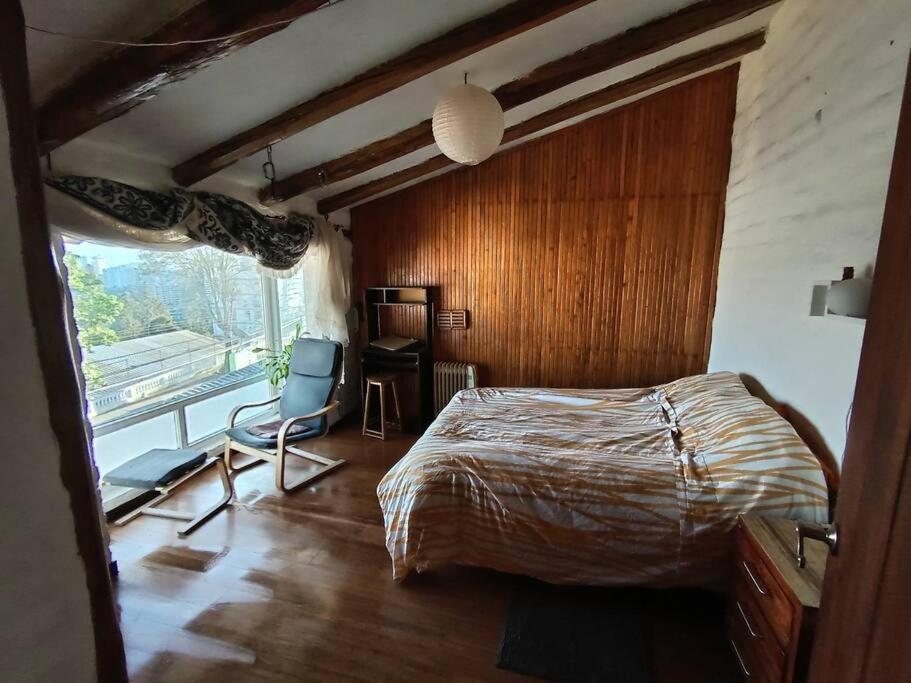 Bellavista Hideaway Cozy Retreat with Scenic Views