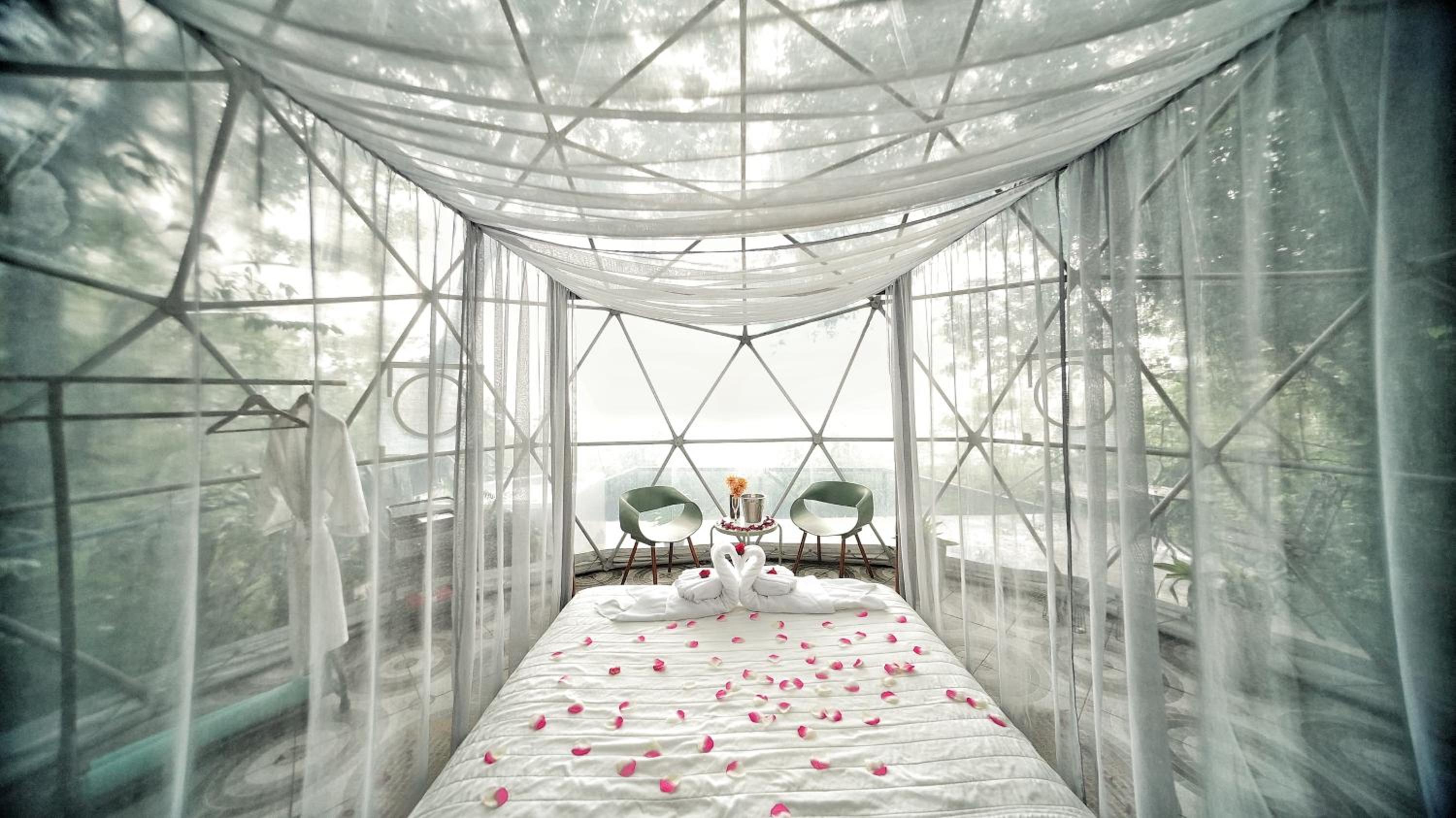 Domos Mirador Romantic Private Honeymoon Glamping