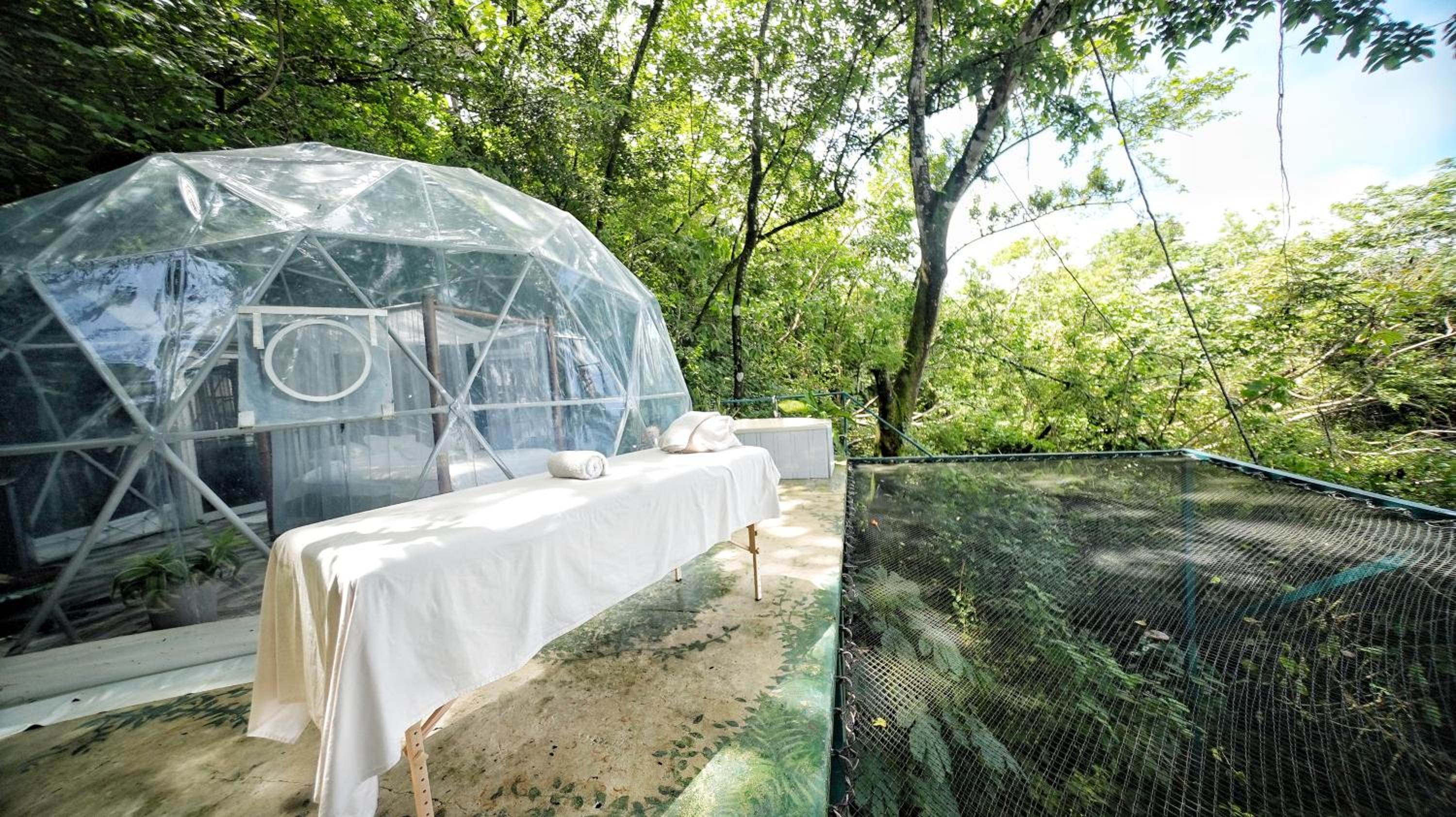 Domos Mirador Romantic Private Honeymoon Glamping