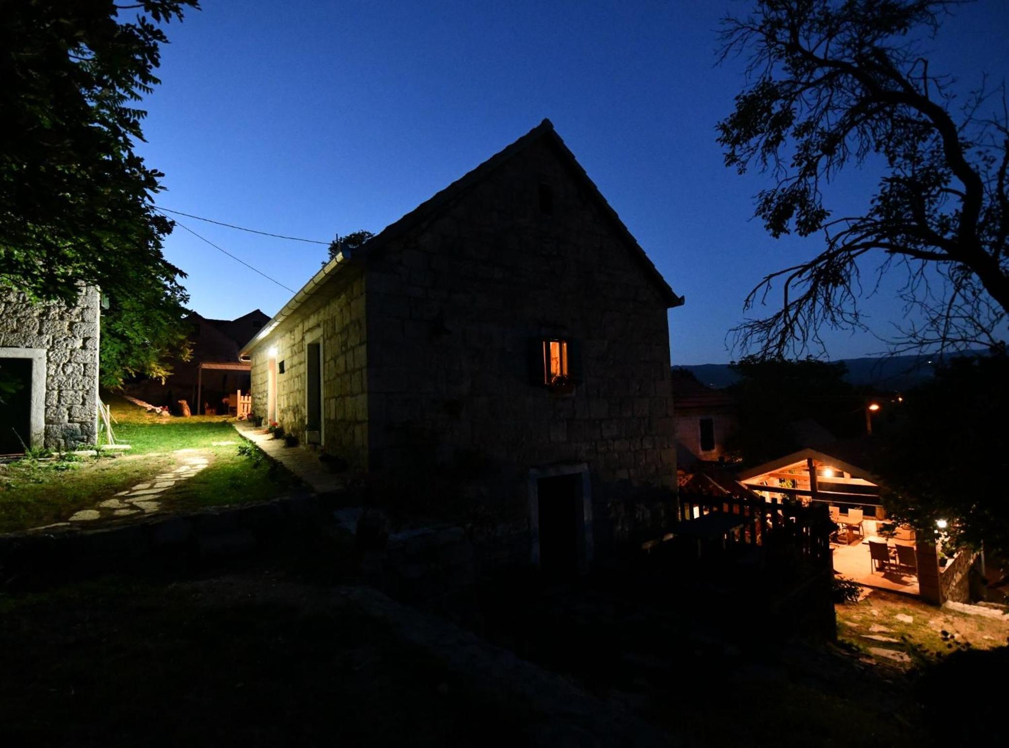 Apartment Rural Podastrana