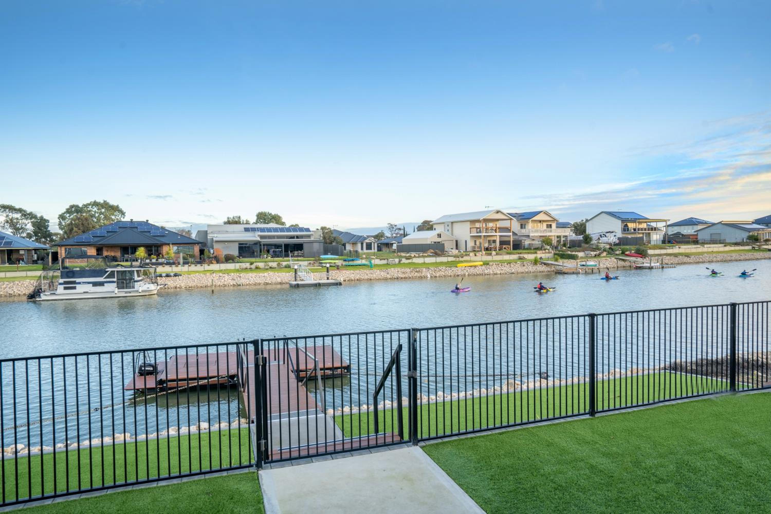 TheRiverbend43 Wellington Marina