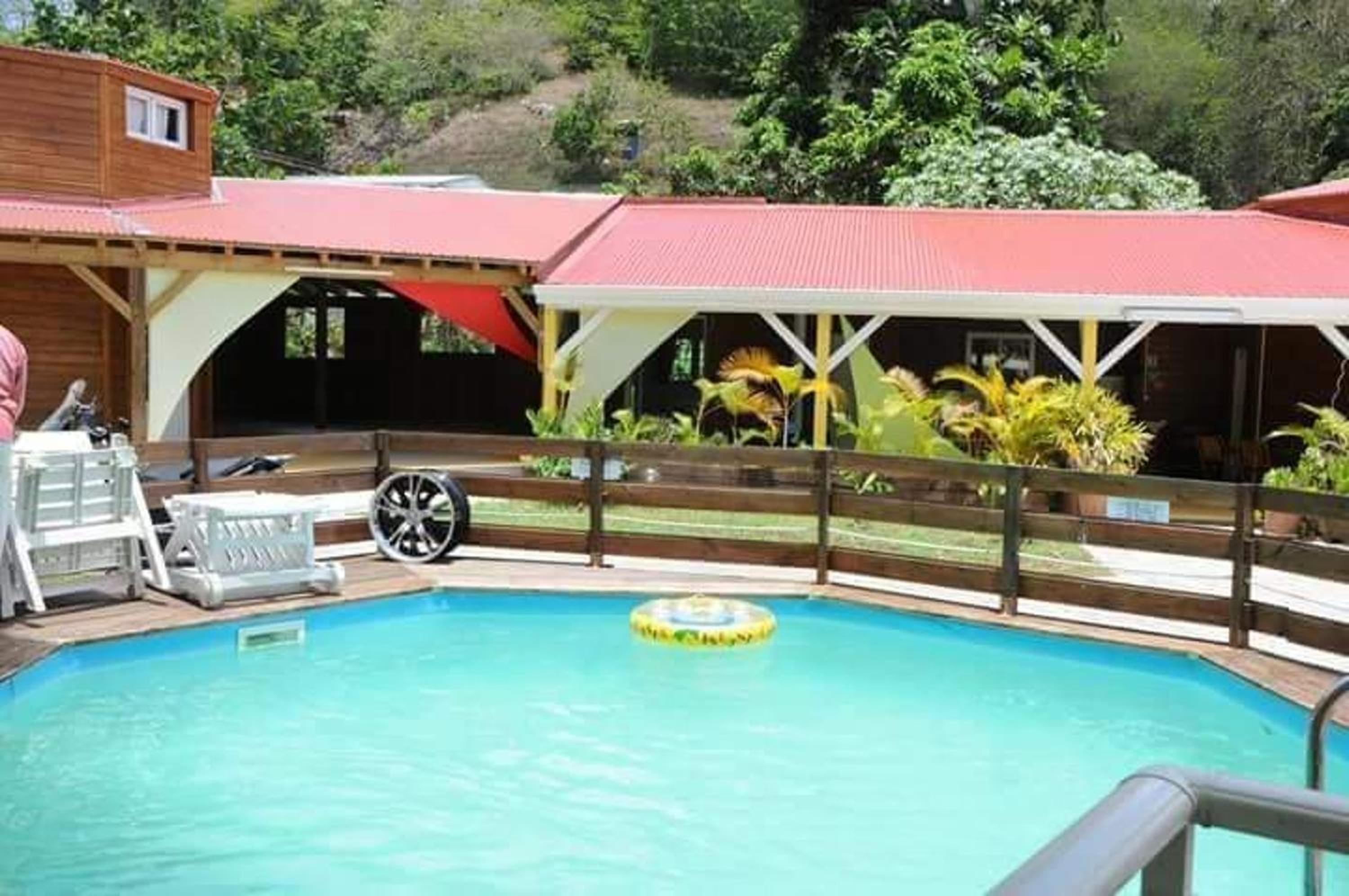 Bungalow confortable avec piscine au Gosier view 3