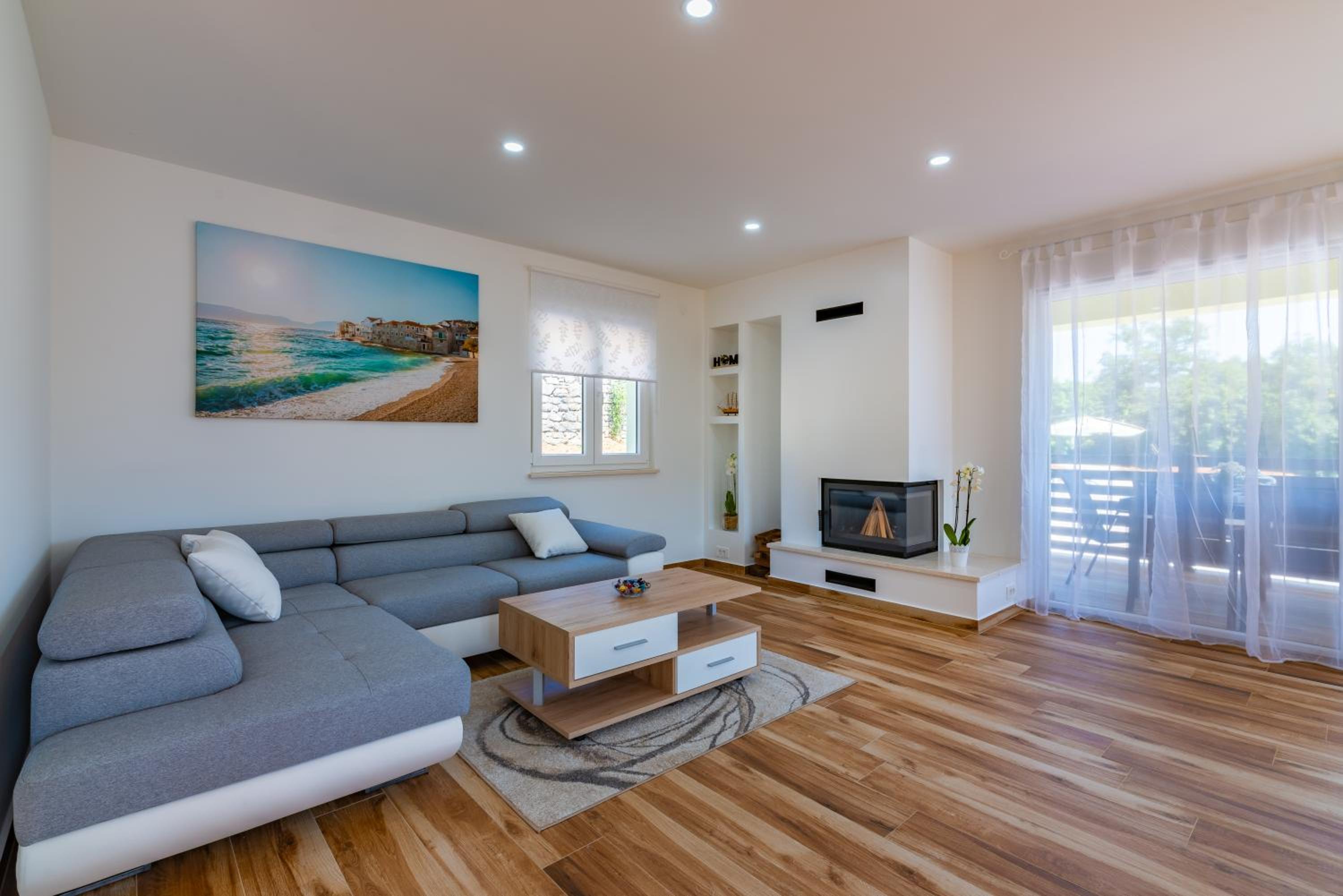 Holiday Home Casa B with swimming pool and private parking