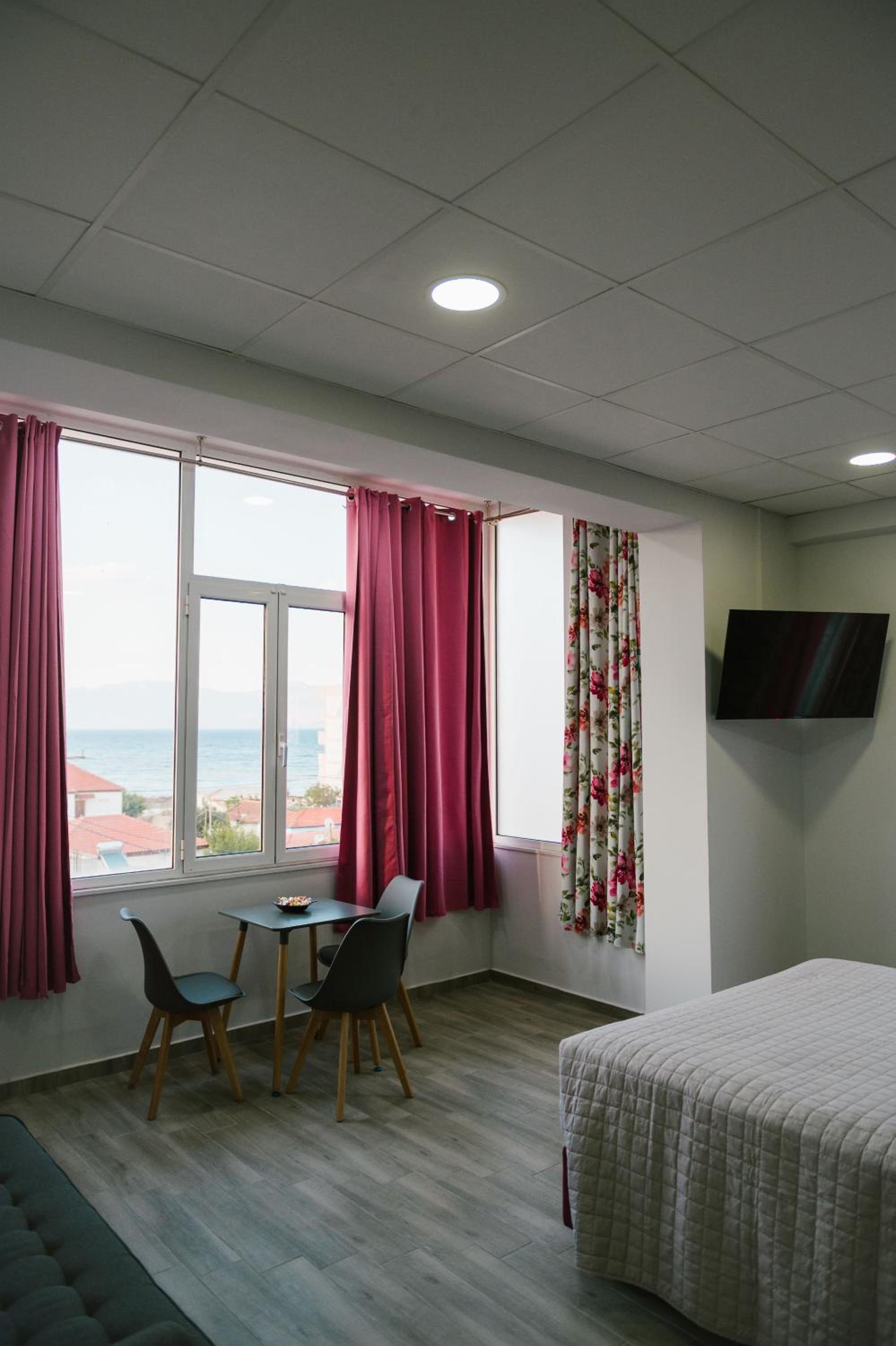 Olympio Apartments