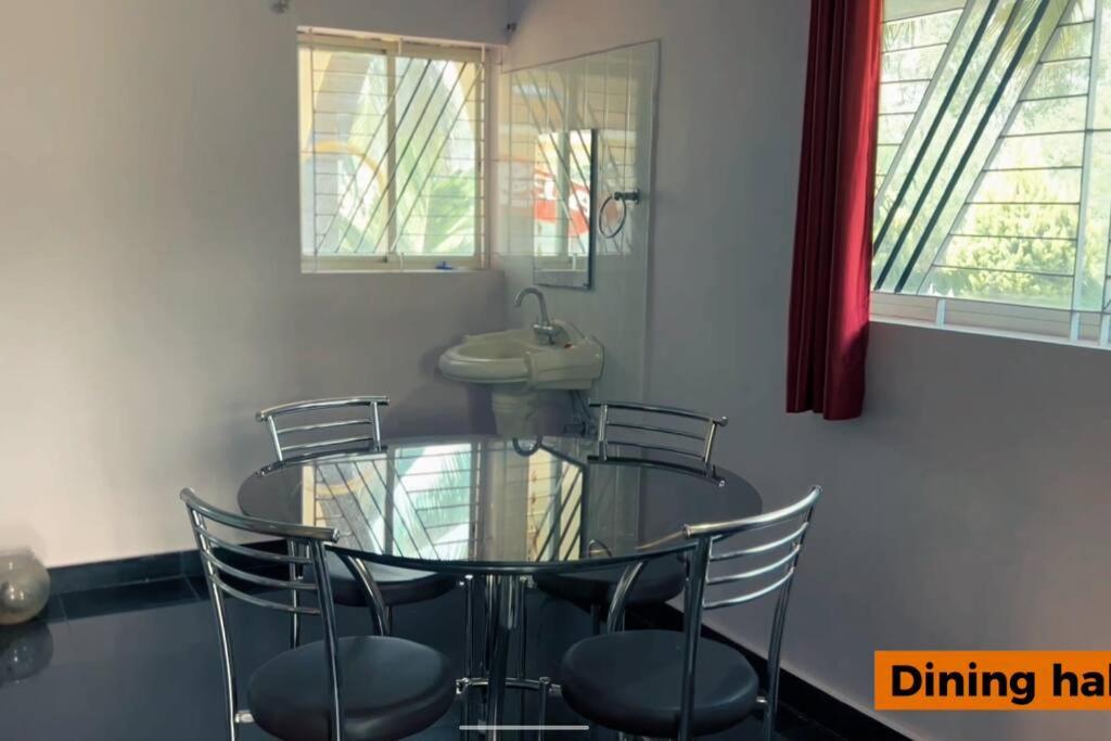 Apoorva Homestay