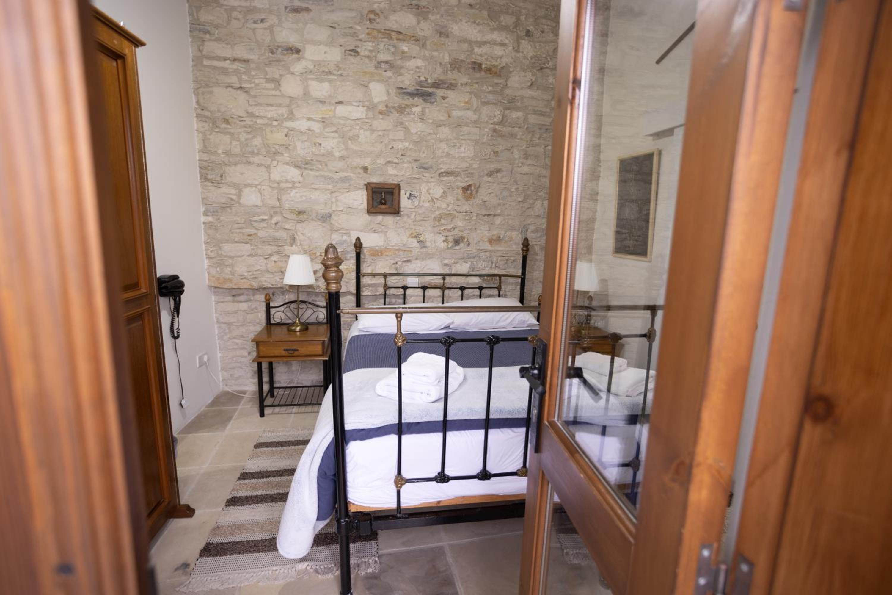 Lazaros Stonehouse