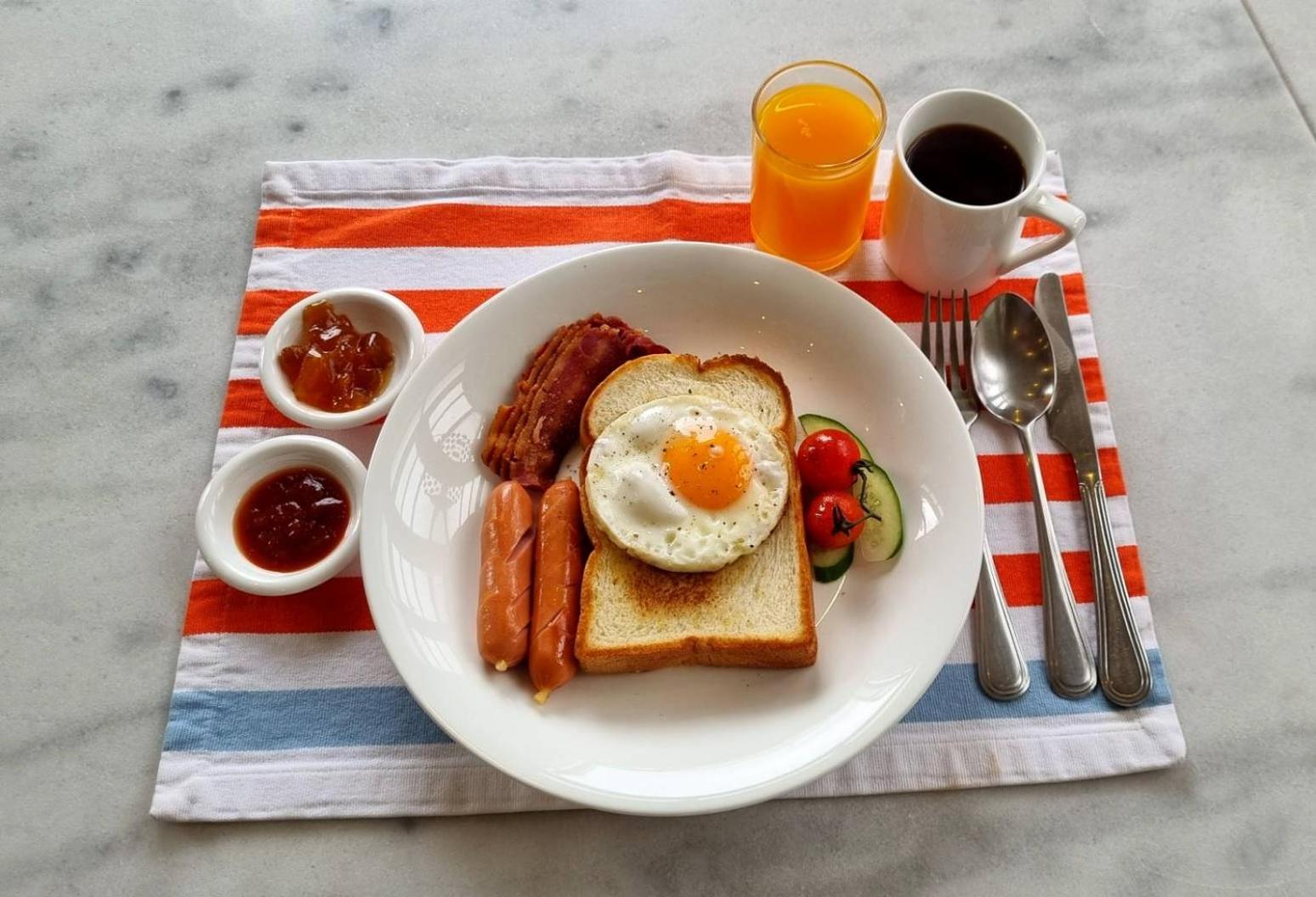 Azure Hostel Bangkok