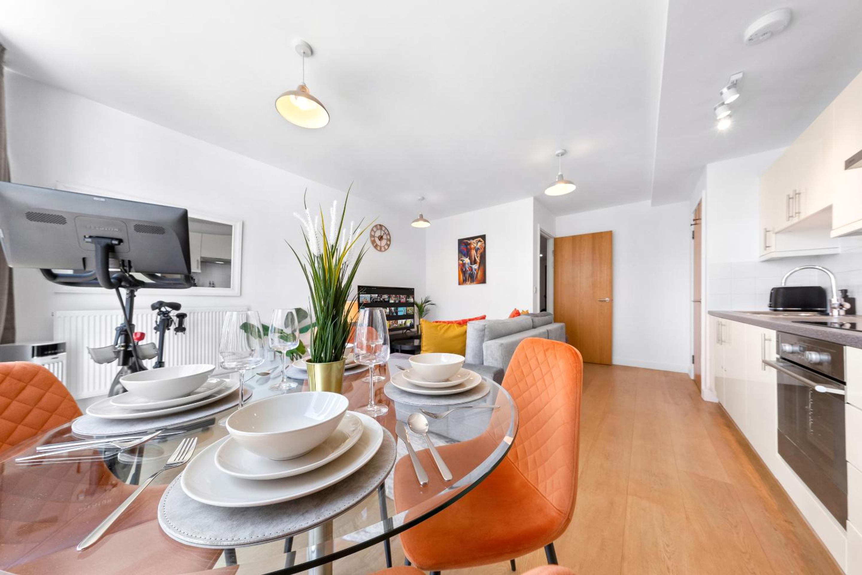 Canary Wharf Apartment
