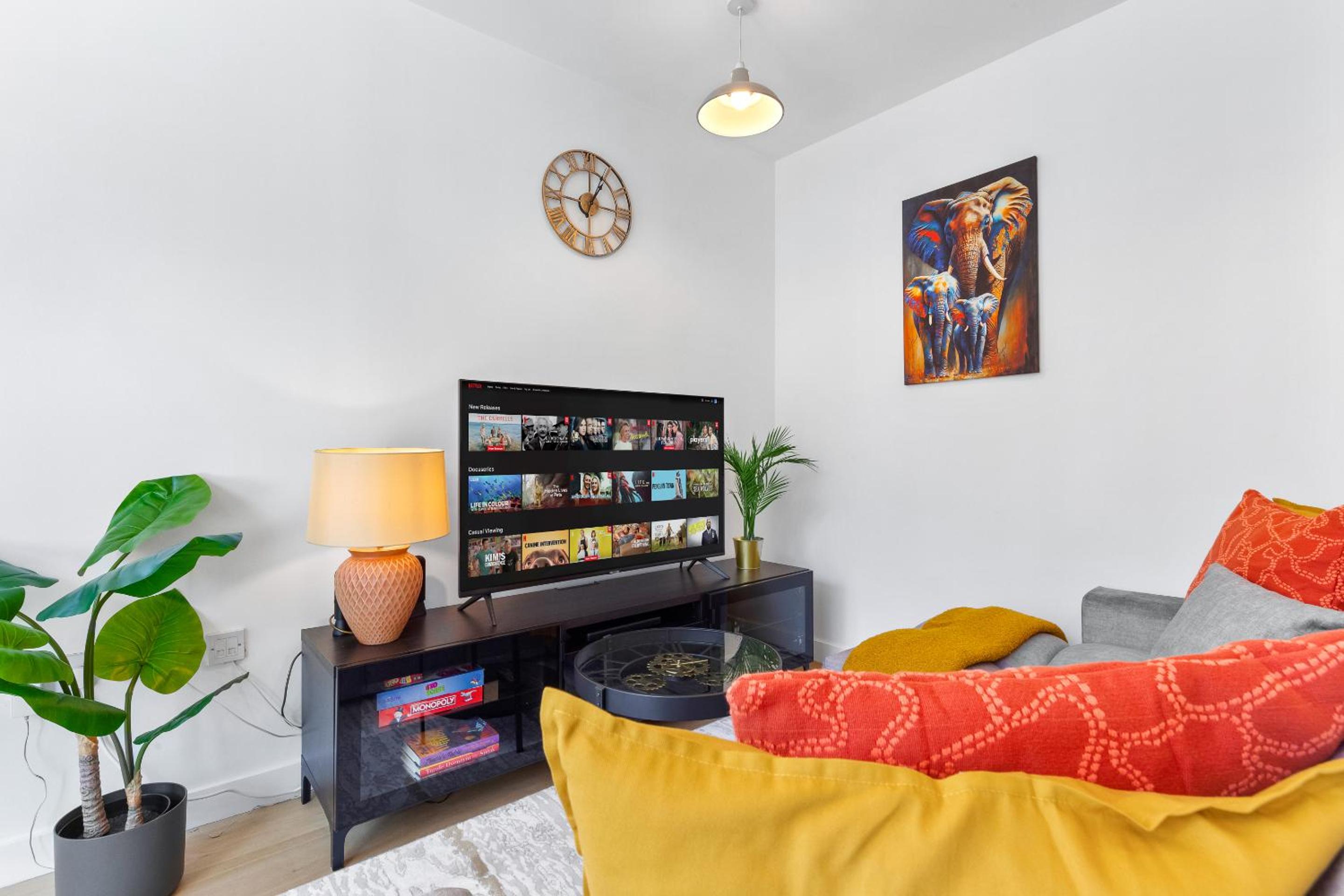 Canary Wharf Apartment